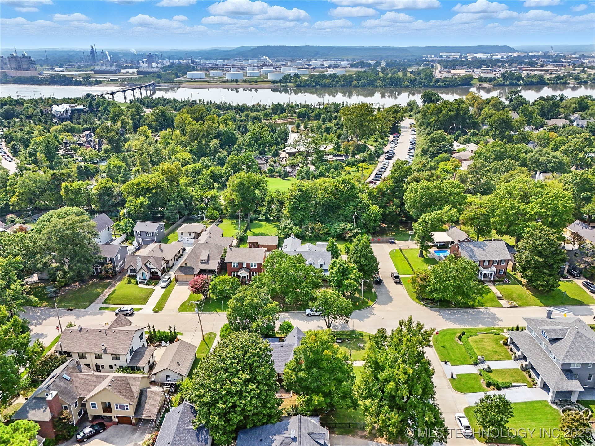 202 Hazel Boulevard Property Photo 7