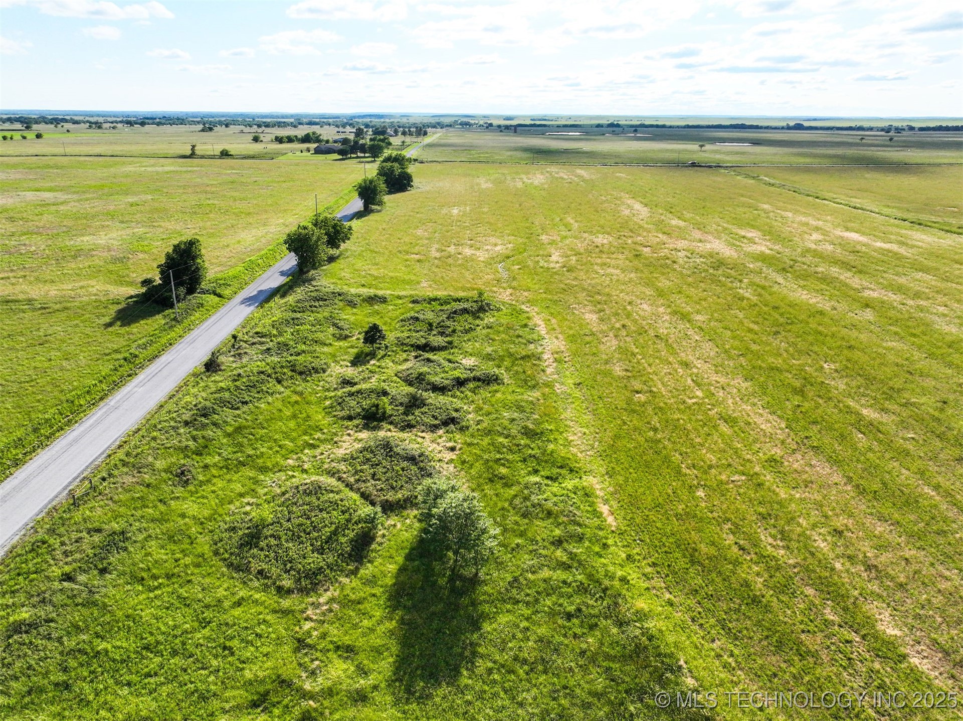 0001 S 4080 Road Property Photo 4