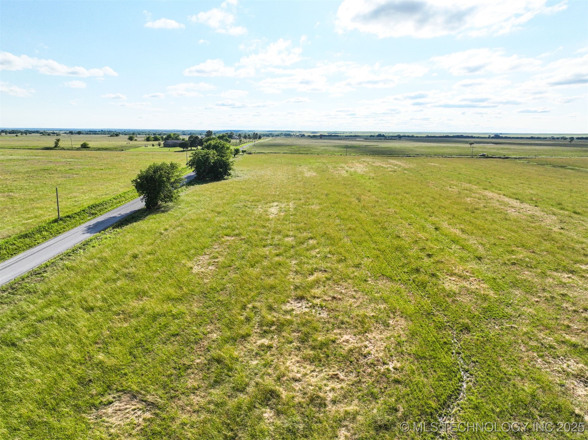 0001 S 4080 Road Property Photo 5