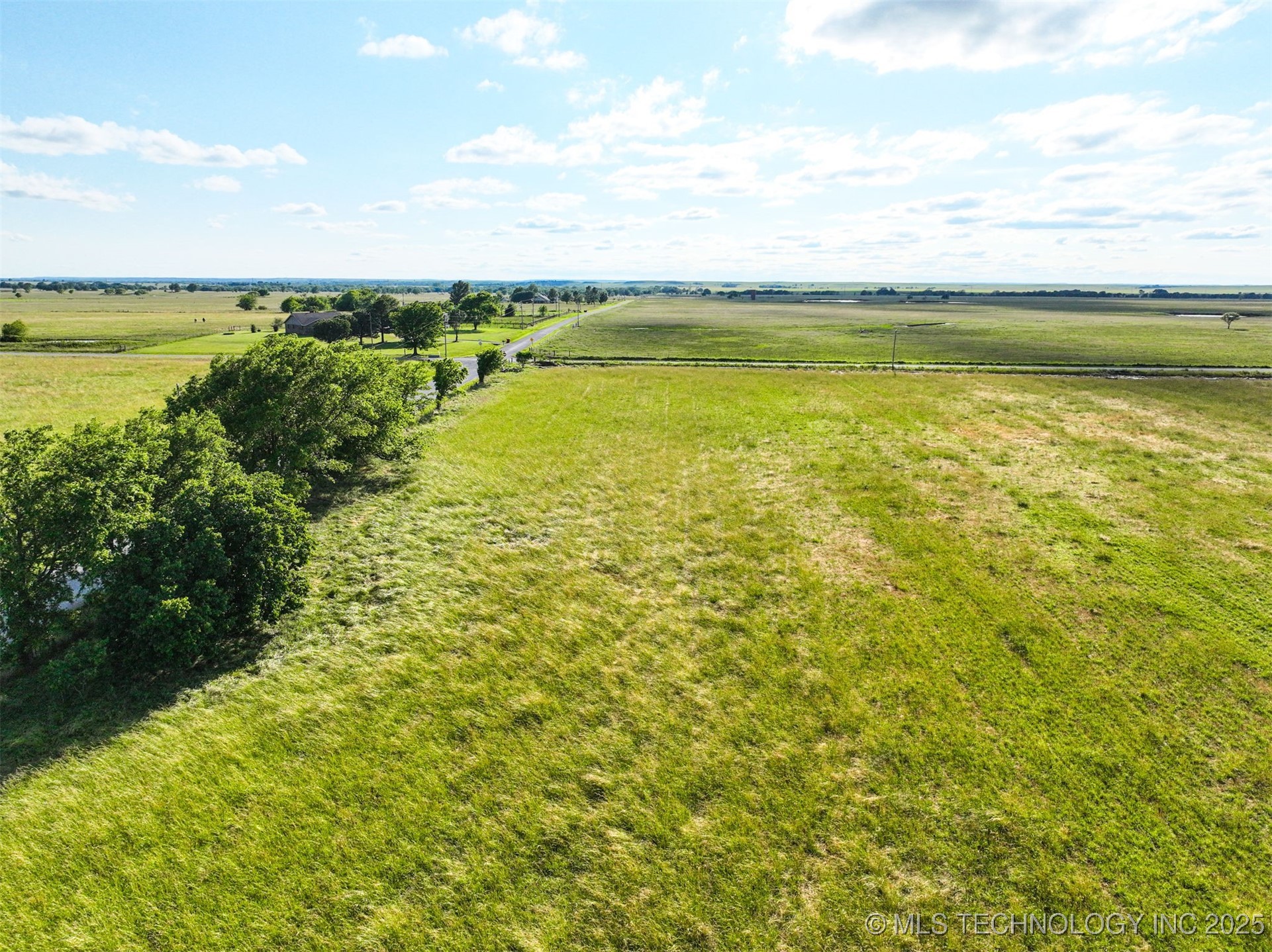 0001 S 4080 Road Property Photo 6