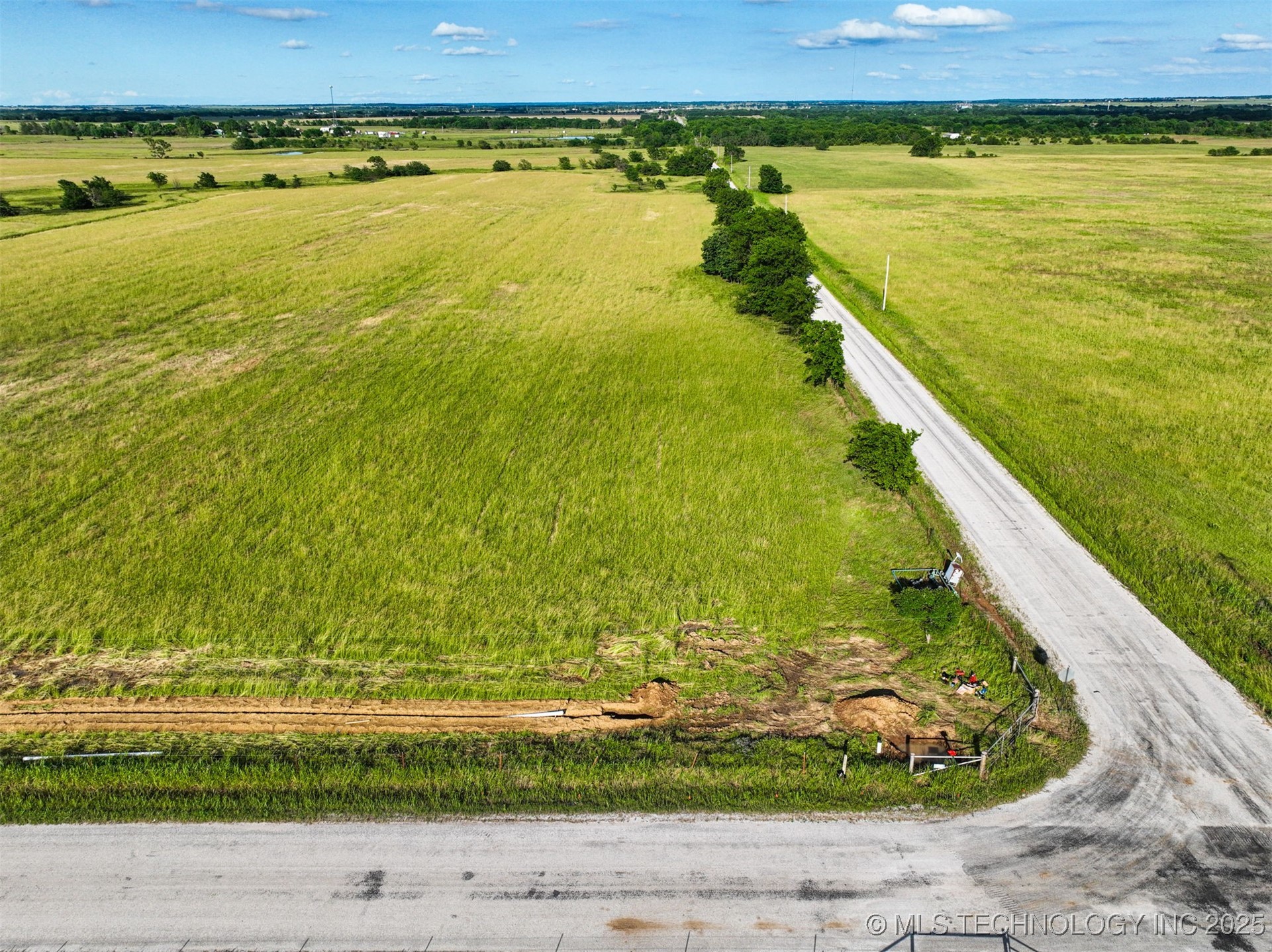 0001 S 4080 Road Property Photo 7