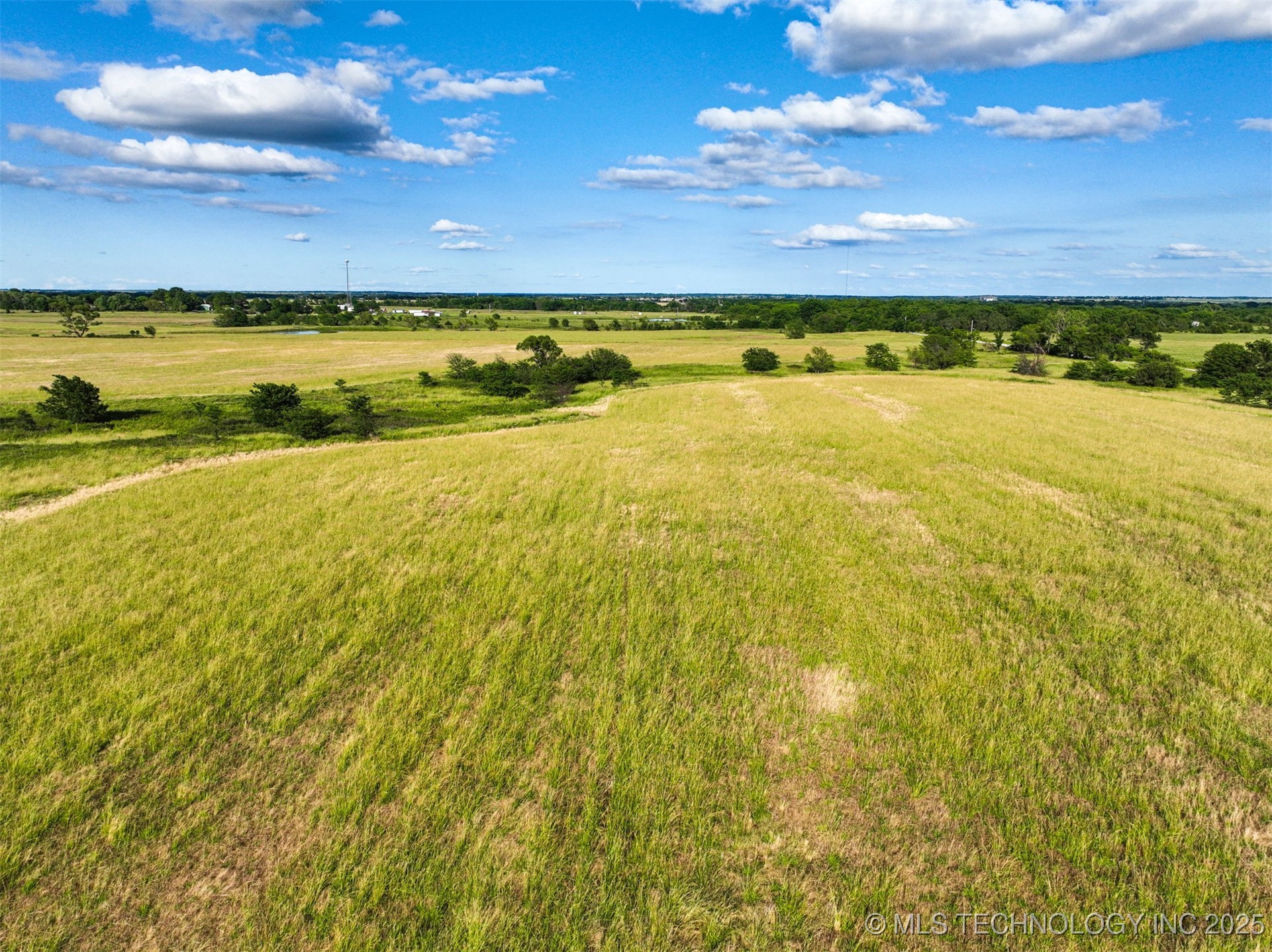 0002 S 4080 Road Property Photo 7