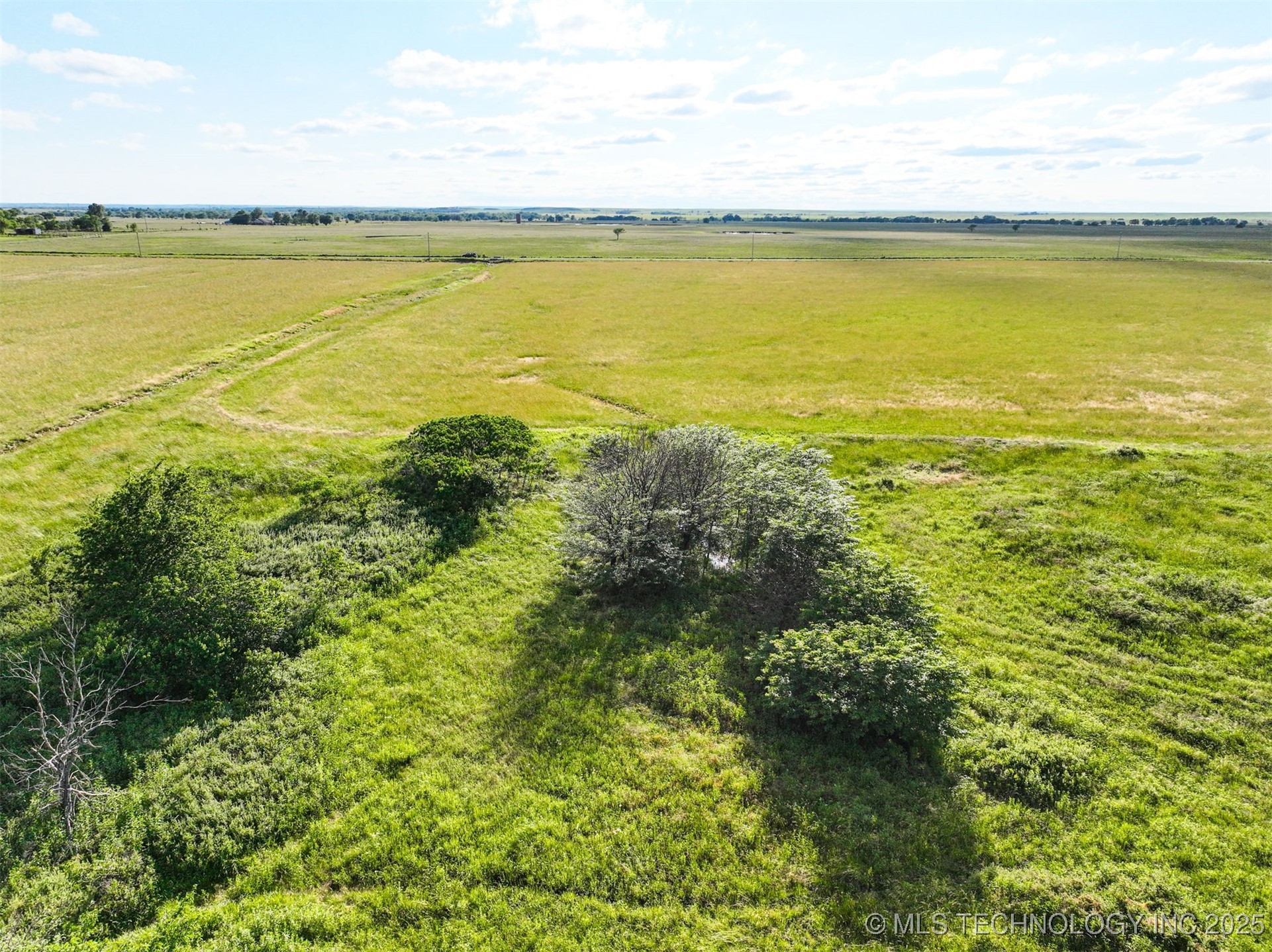 0003 S 4080 Road Property Photo 6