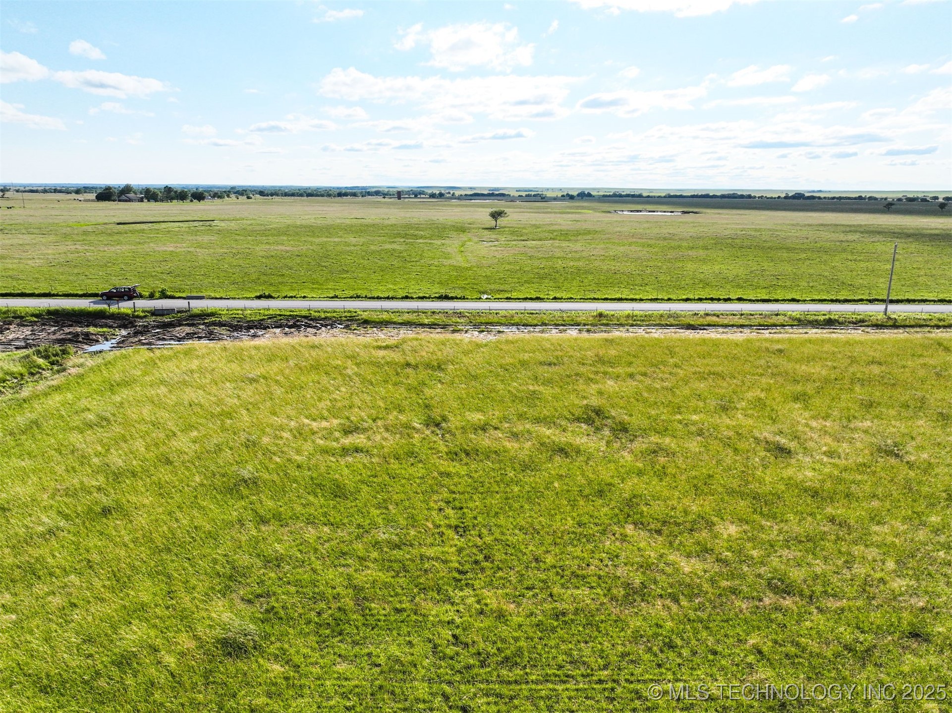 0003 S 4080 Road Property Photo 8