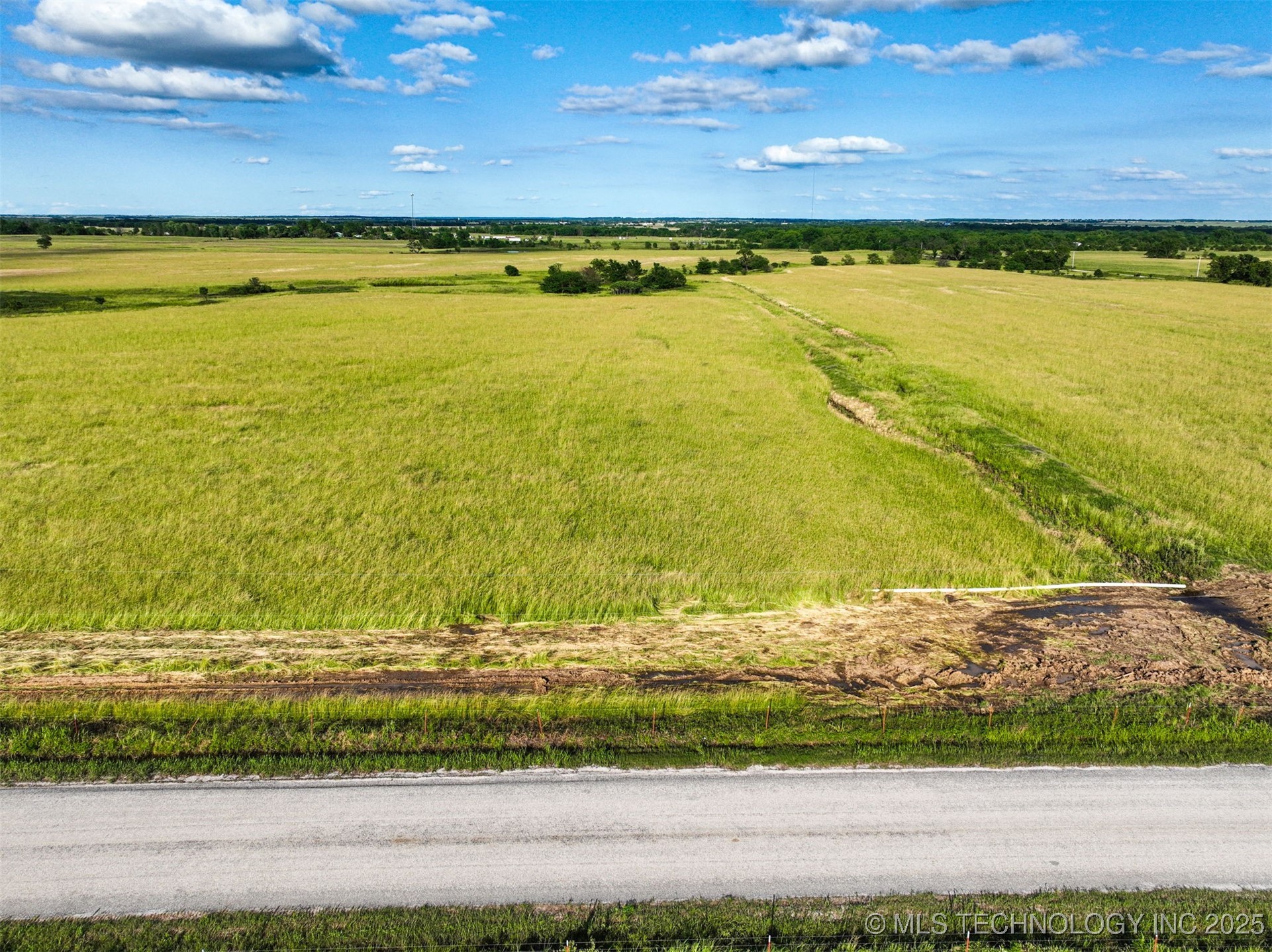 0003 S 4080 Road Property Photo 9