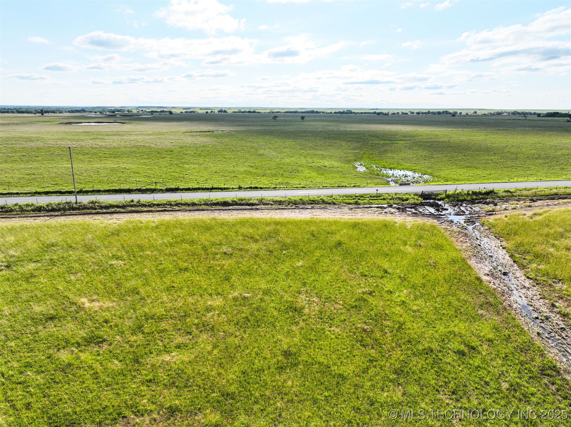 0005 S 4080 Road Property Photo 8