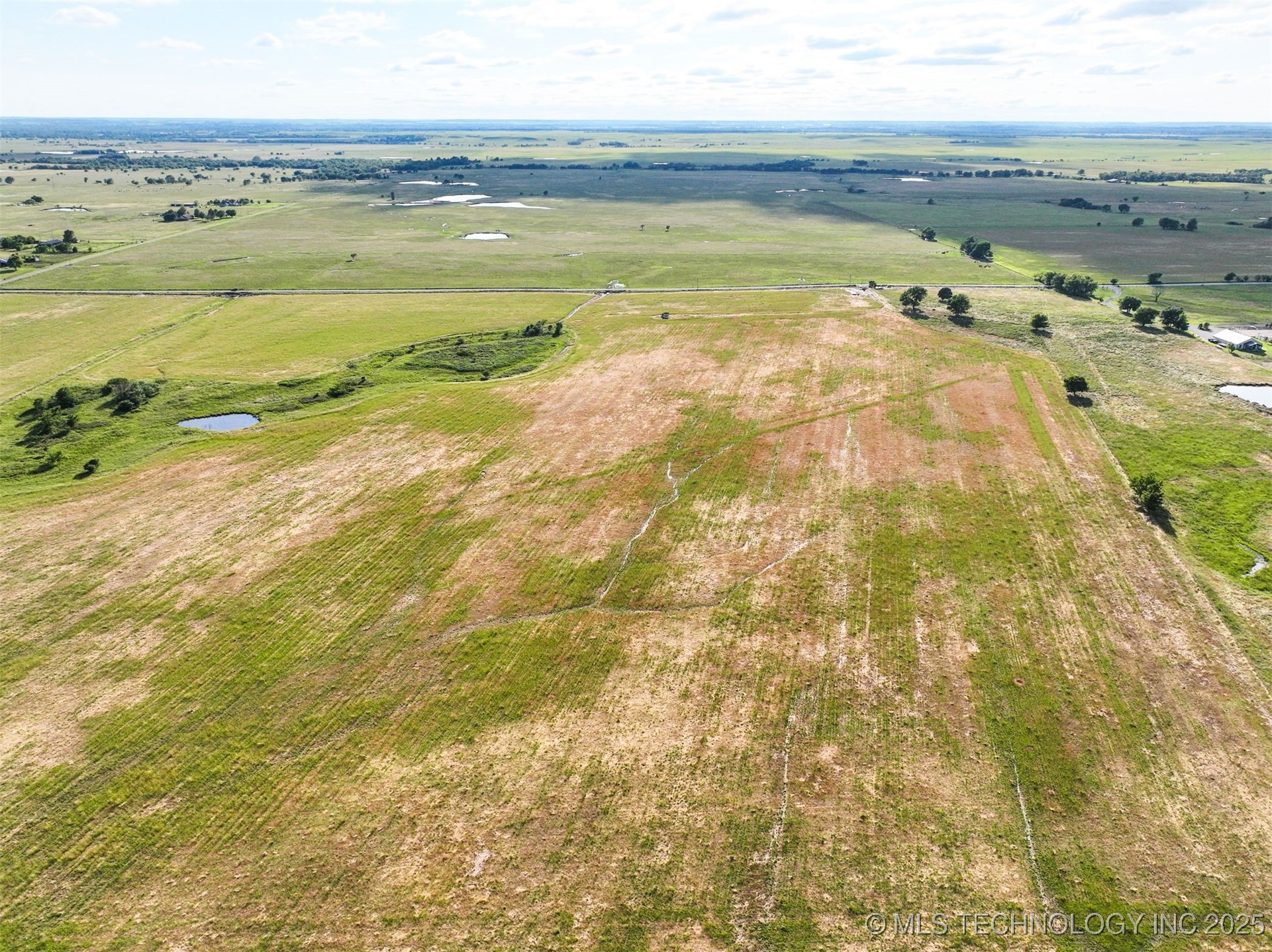 0007 S 4080 Road Property Photo 6