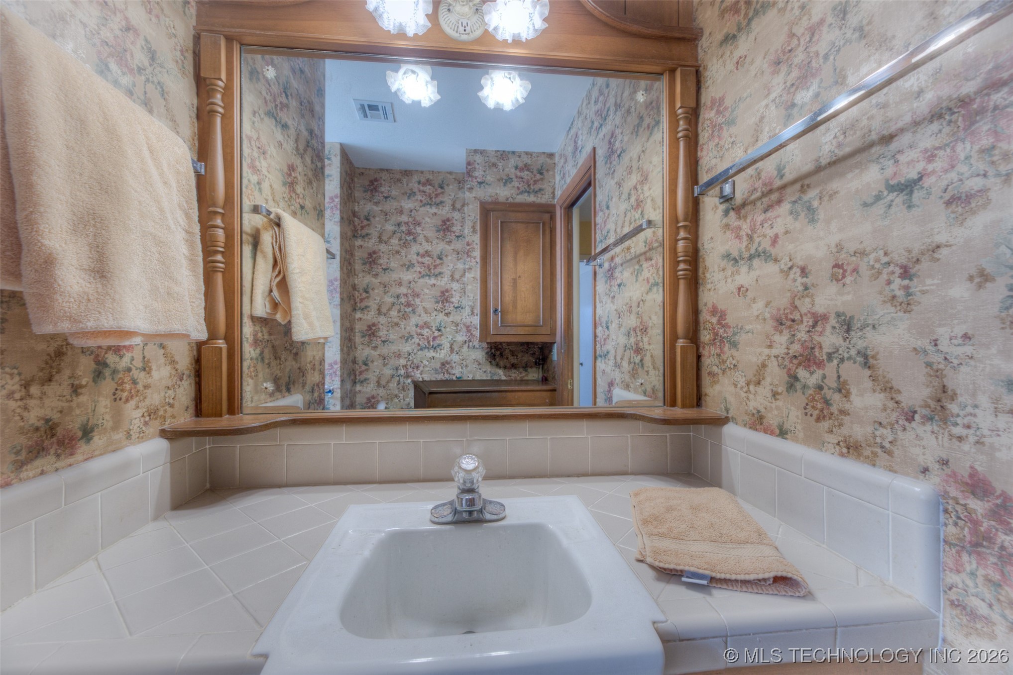 2311 S 117th East Avenue Property Photo 20