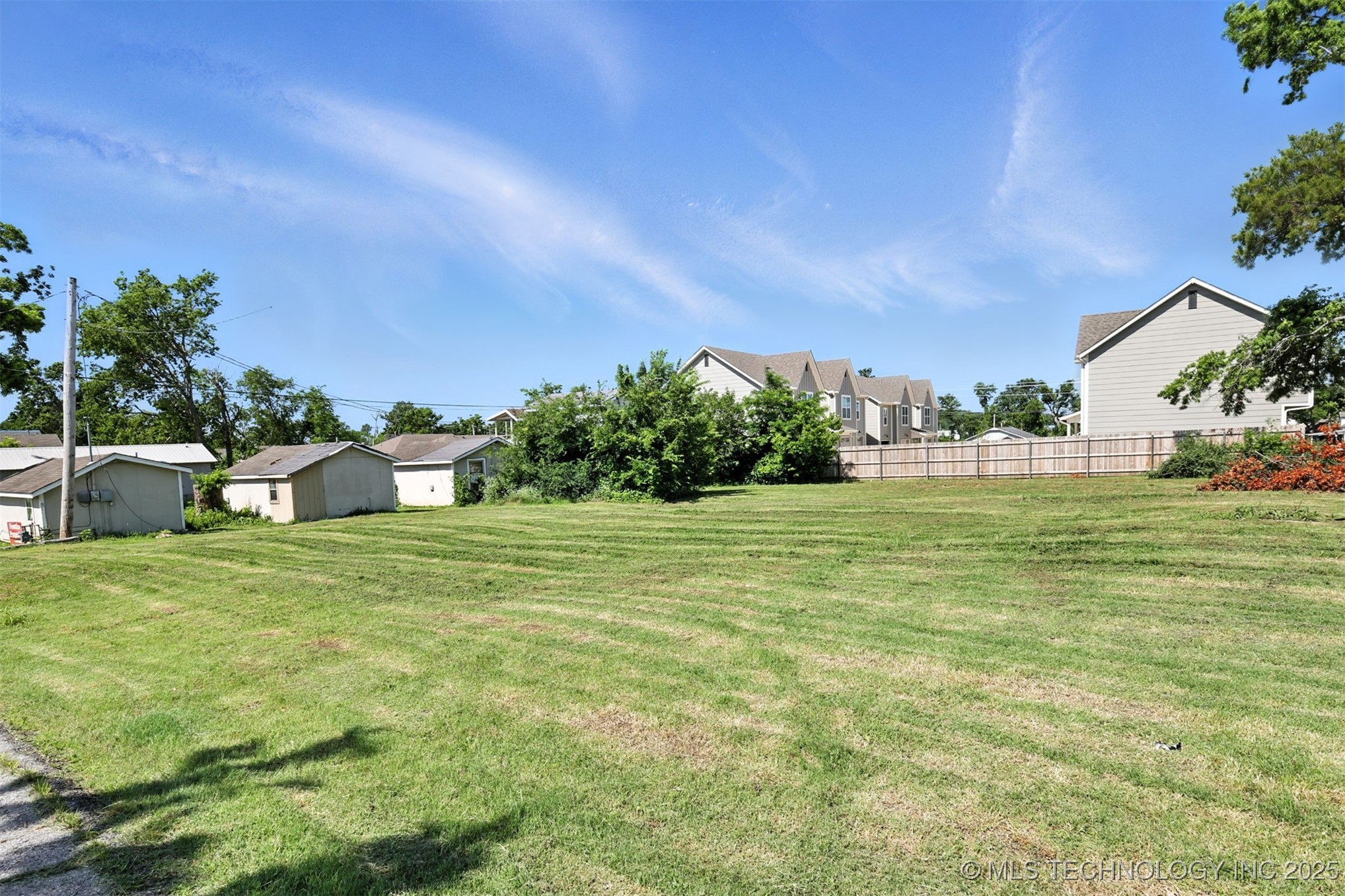 507 S Maryland Avenue Property Photo 2