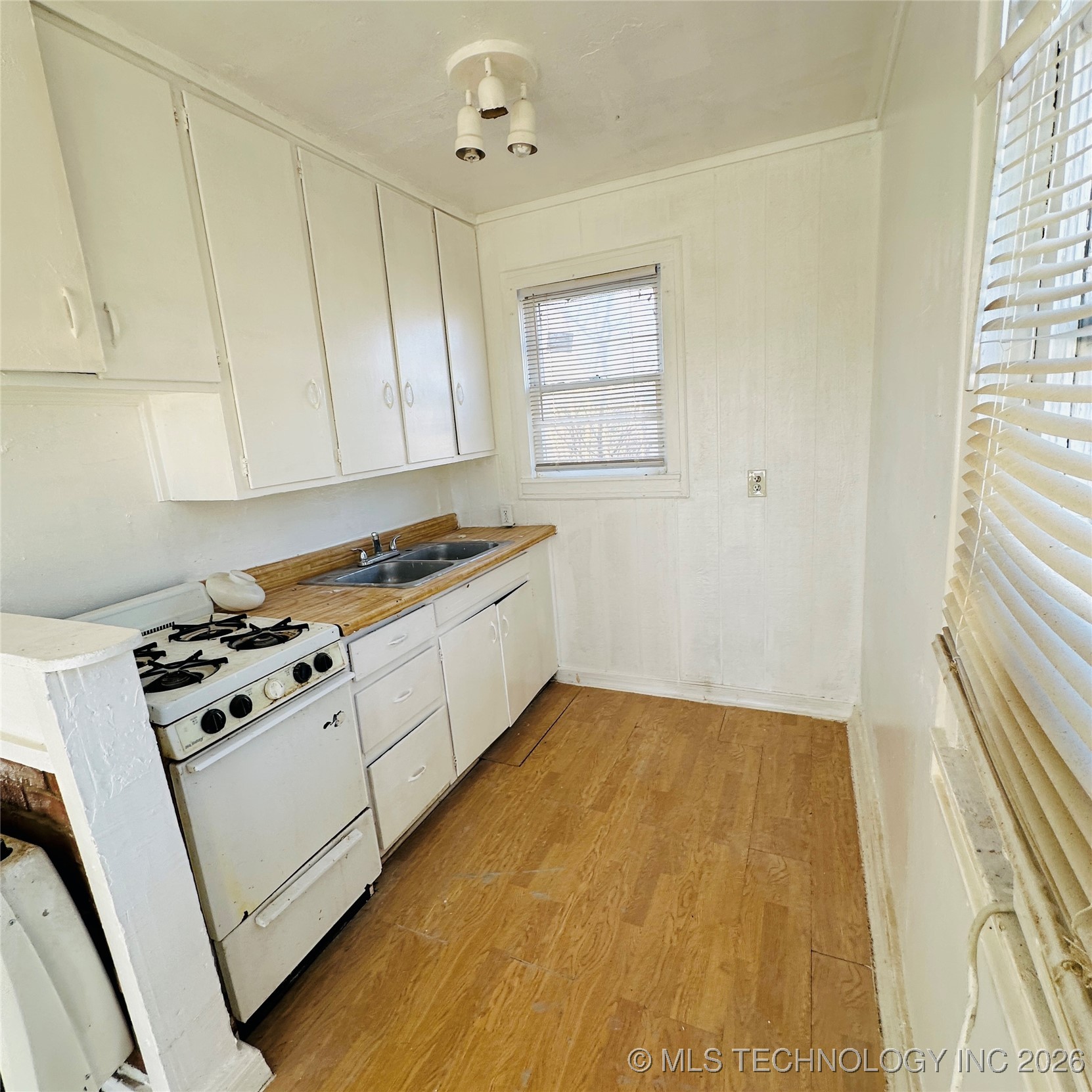 507 S Maryland Avenue Property Photo 16