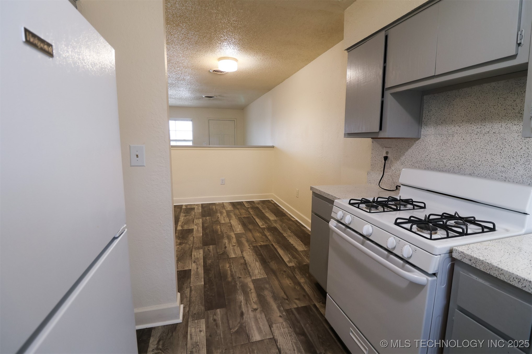 4012 W 56th Place Property Photo 18