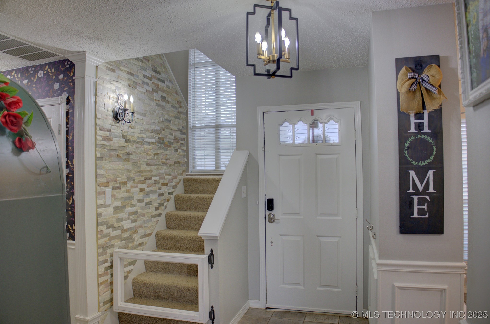 2925 W Berwick Street Property Photo 4