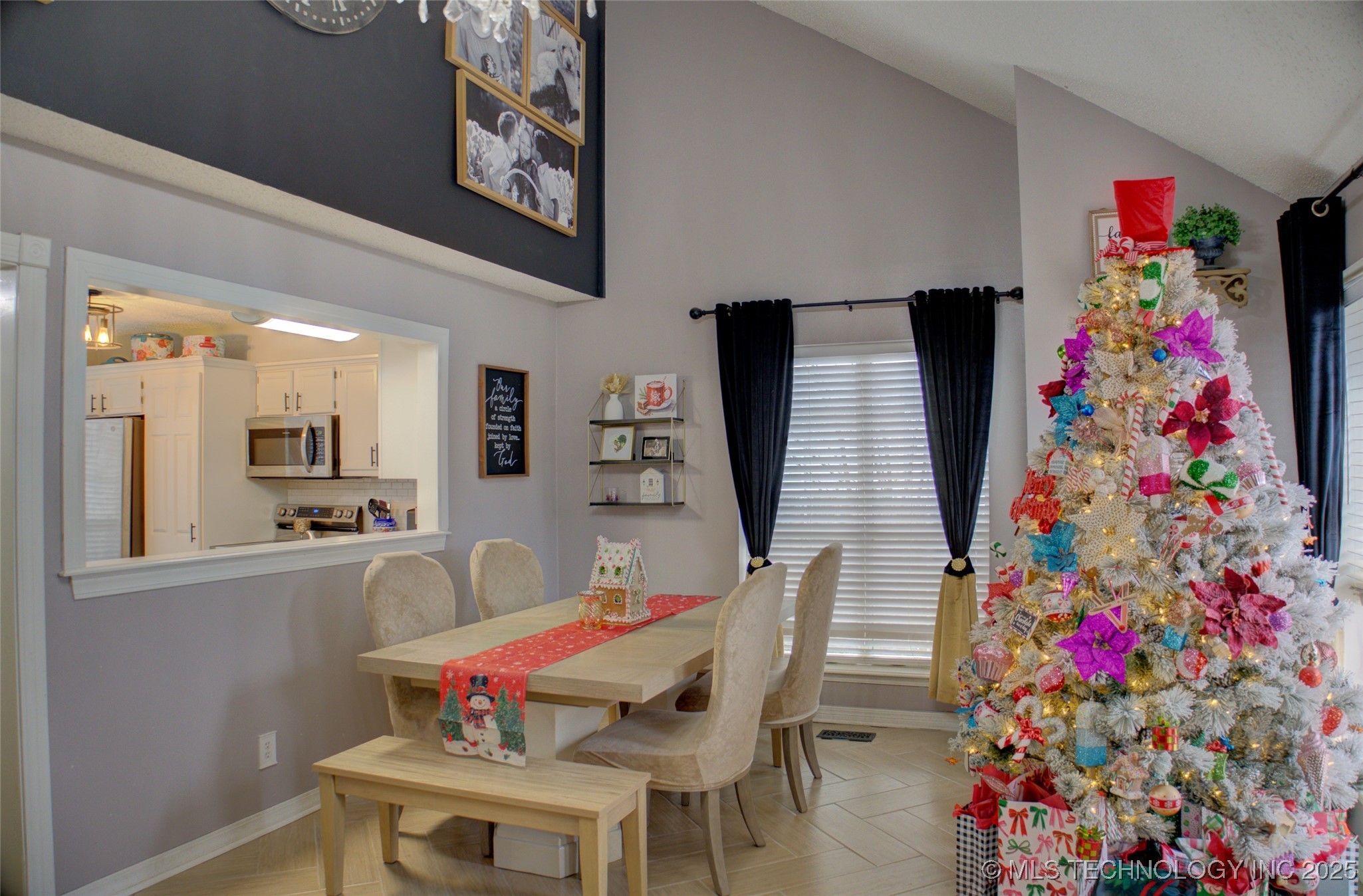 2925 W Berwick Street Property Photo 11