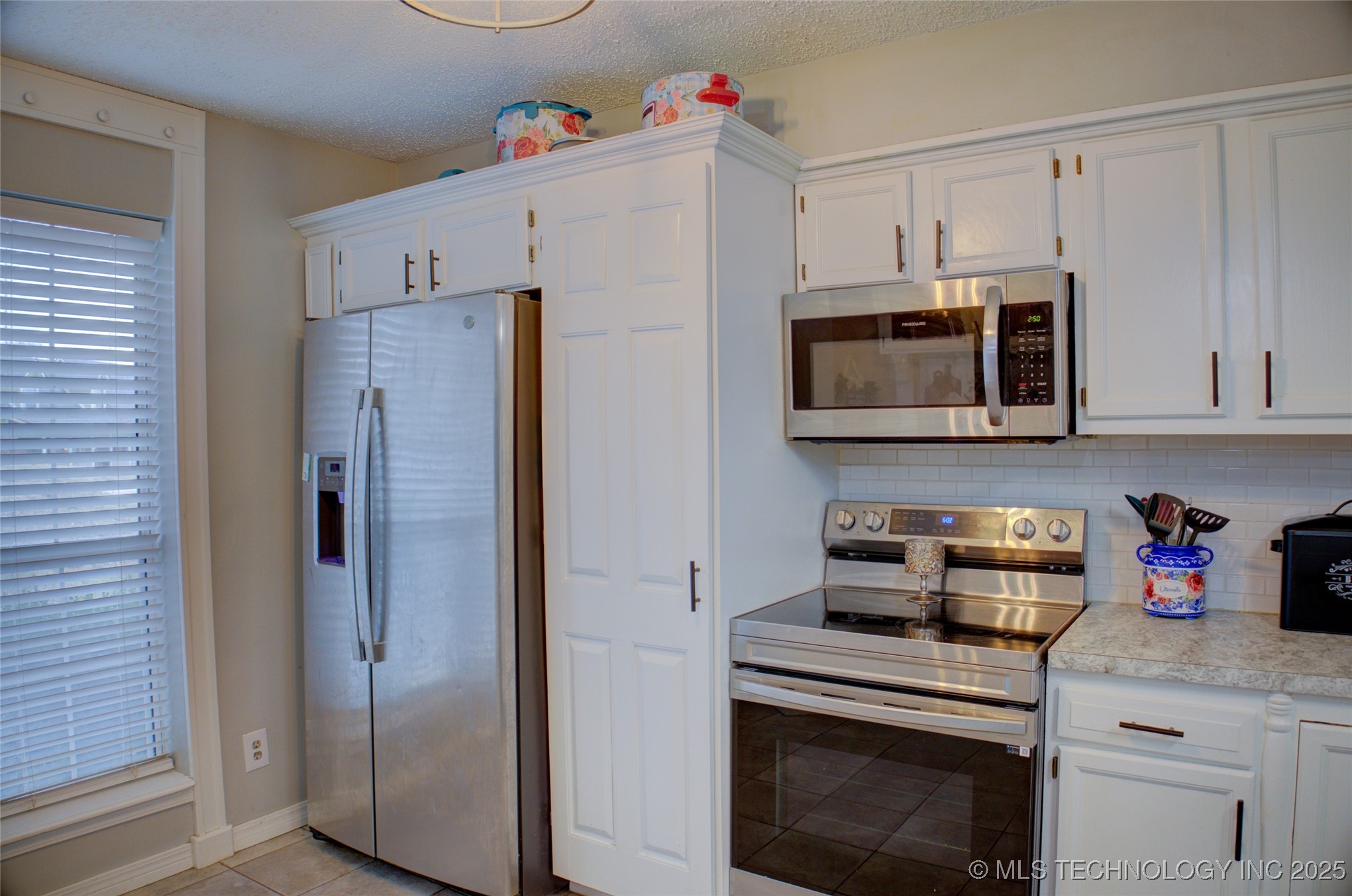 2925 W Berwick Street Property Photo 21