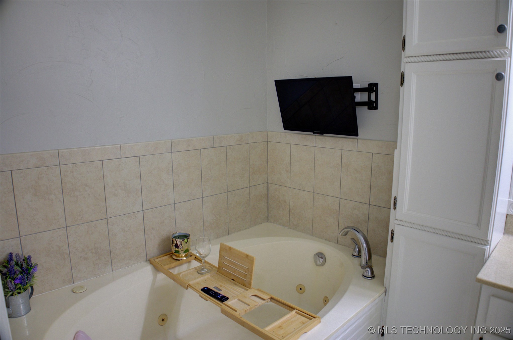 2925 W Berwick Street Property Photo 30