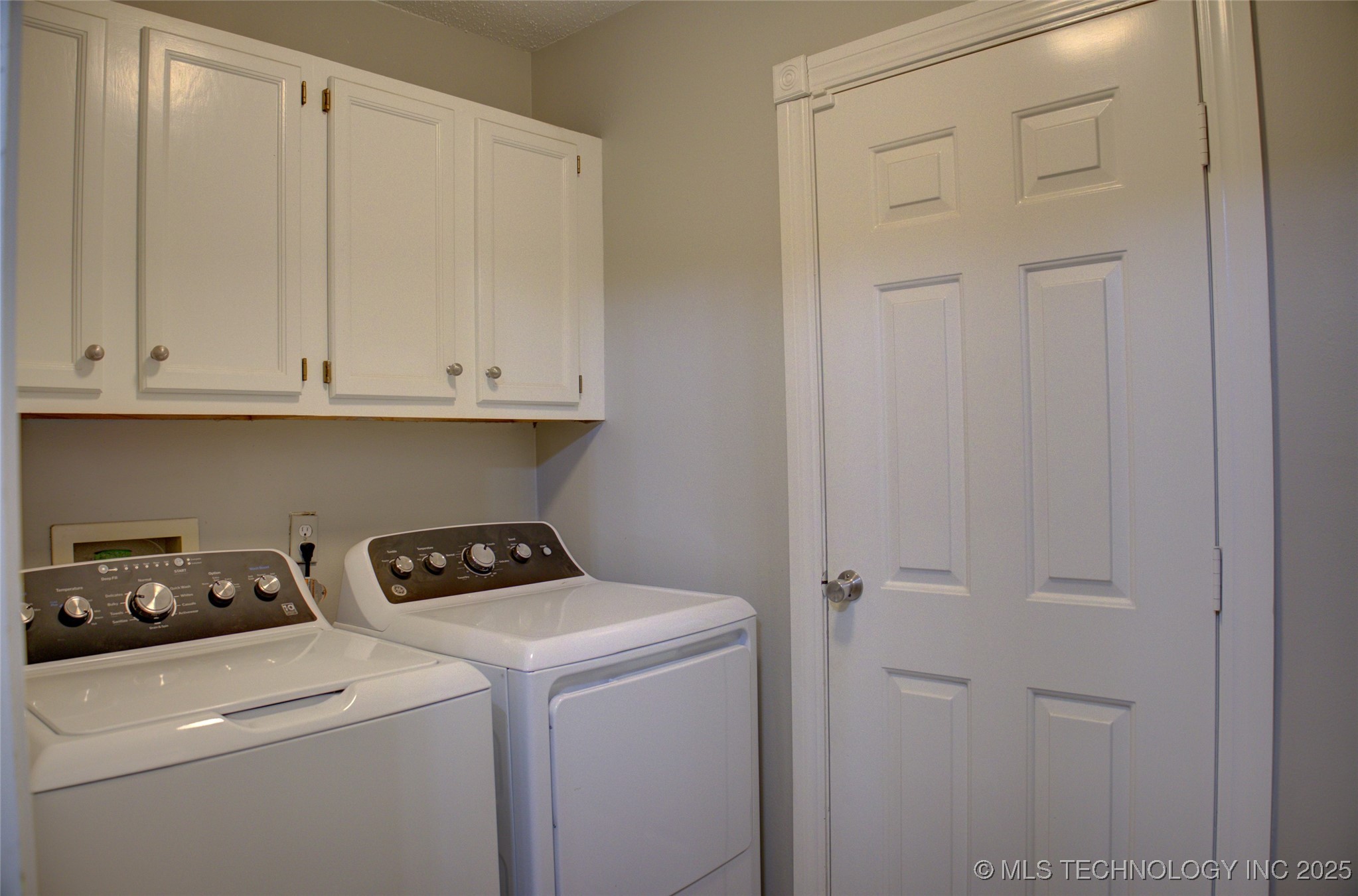 2925 W Berwick Street Property Photo 33