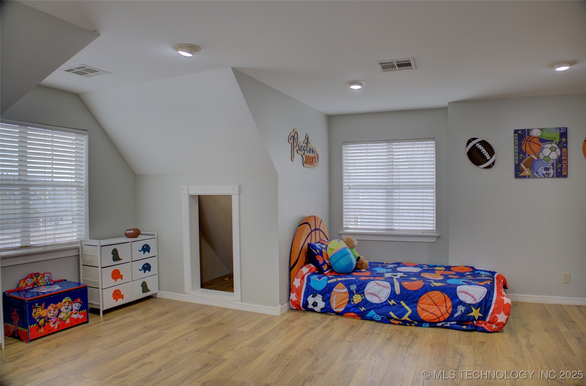 2925 W Berwick Street Property Photo 38