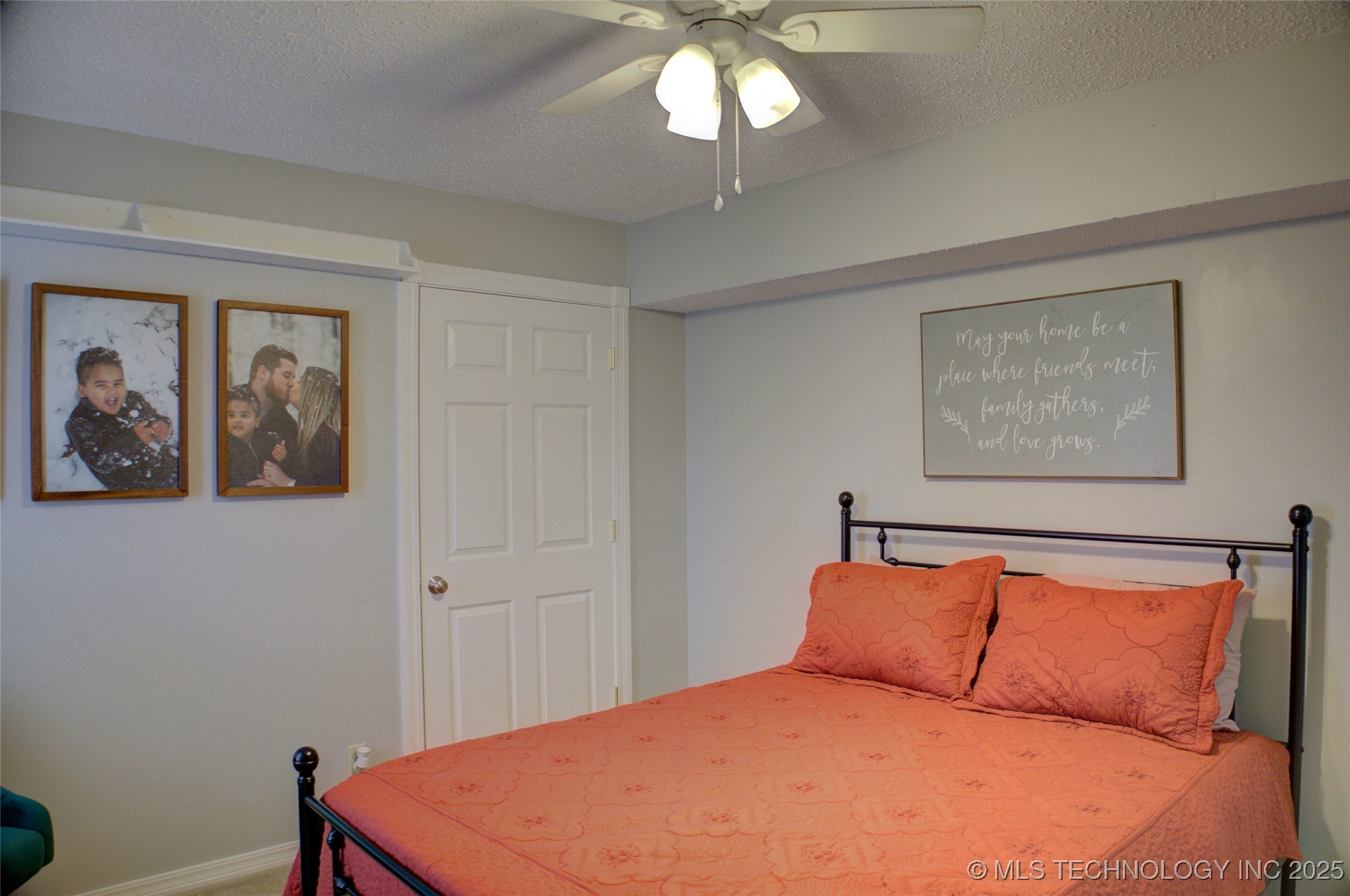 2925 W Berwick Street Property Photo 48