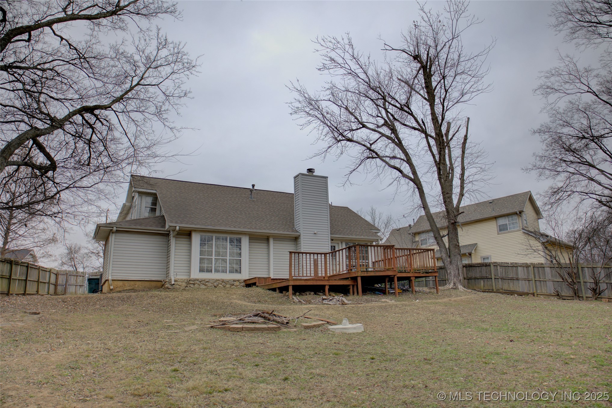 2925 W Berwick Street Property Photo 52