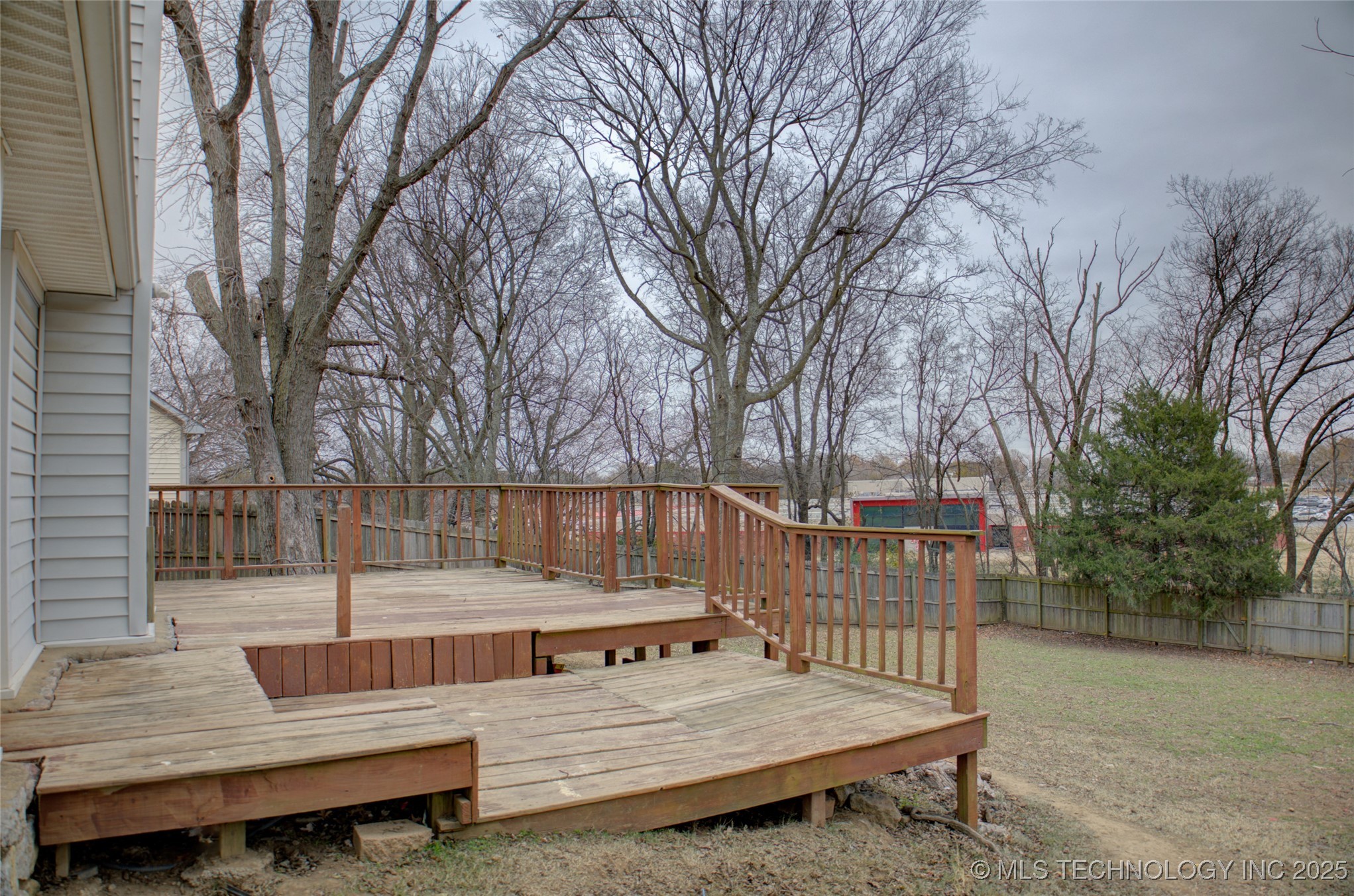 2925 W Berwick Street Property Photo 53