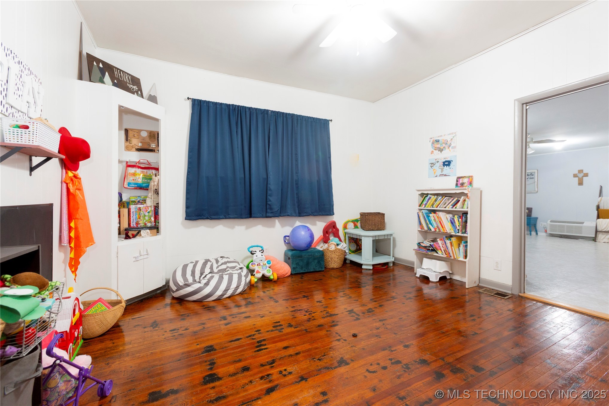 520 E Peoria Avenue Property Photo 28