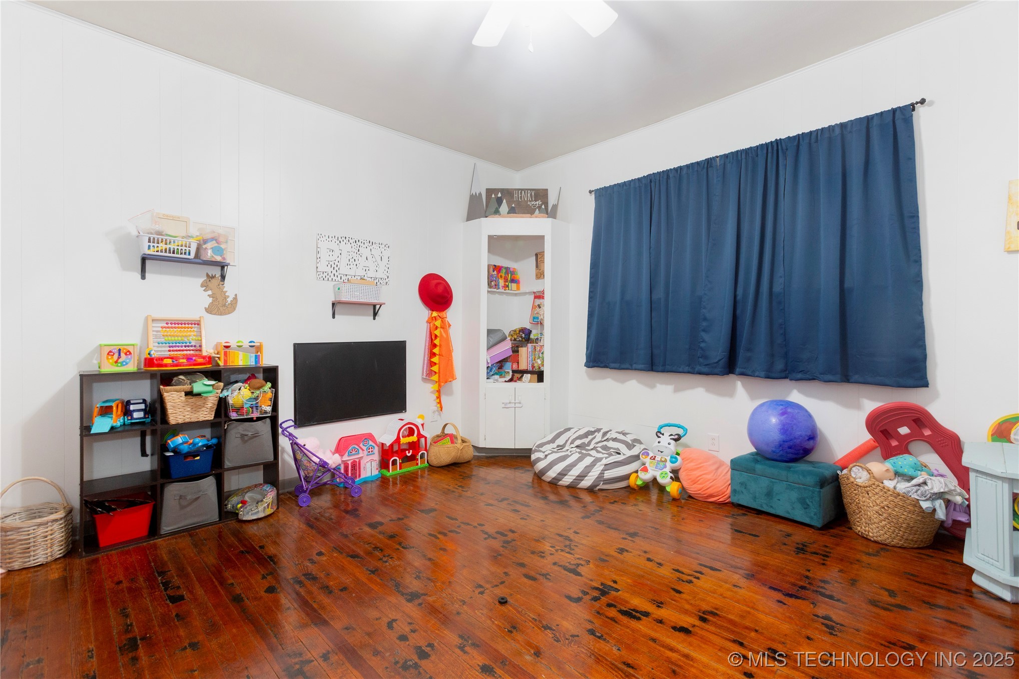 520 E Peoria Avenue Property Photo 29