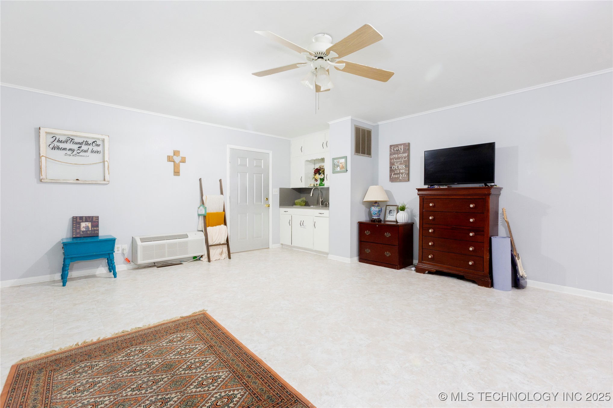 520 E Peoria Avenue Property Photo 35