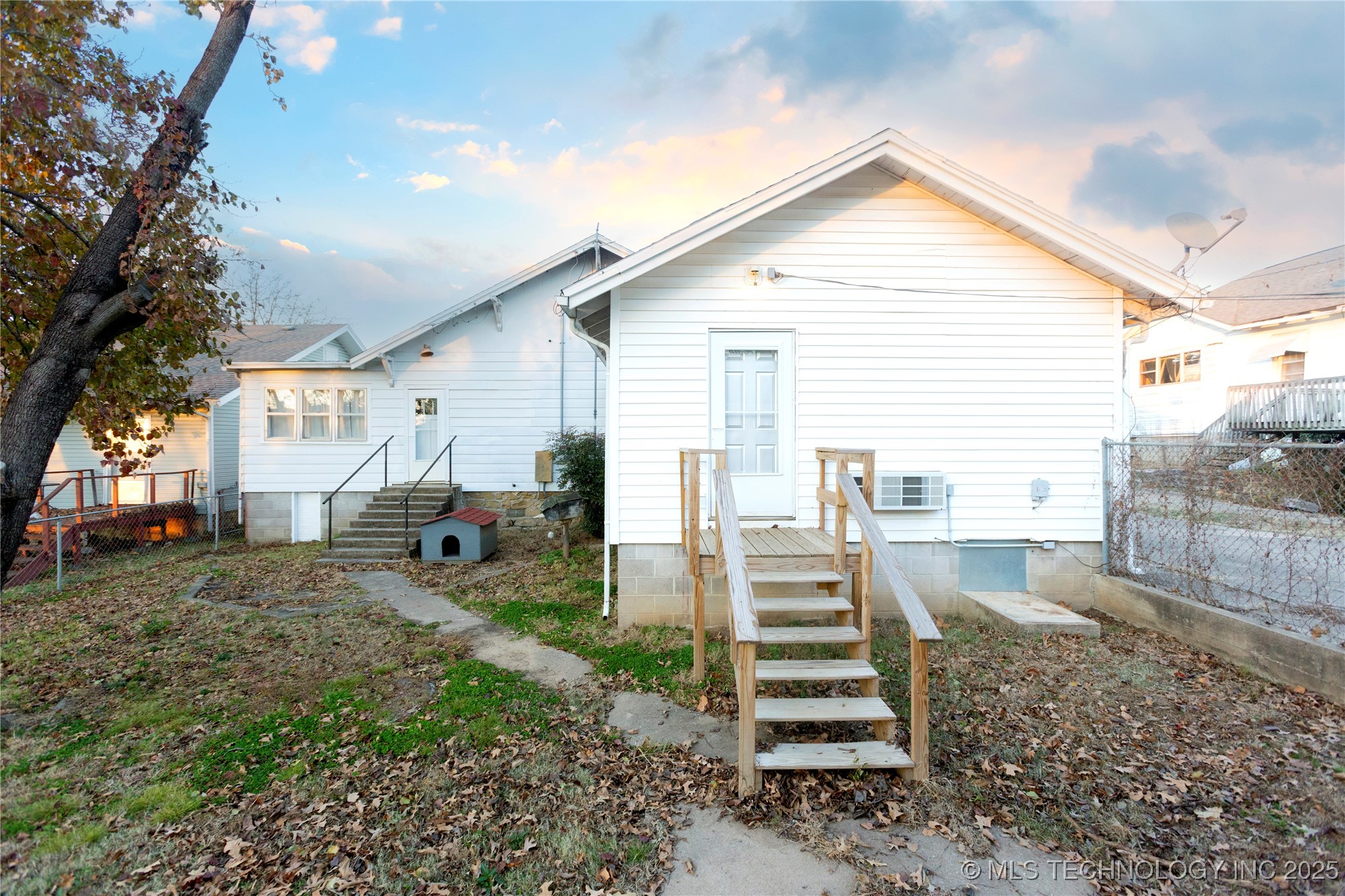 520 E Peoria Avenue Property Photo 45