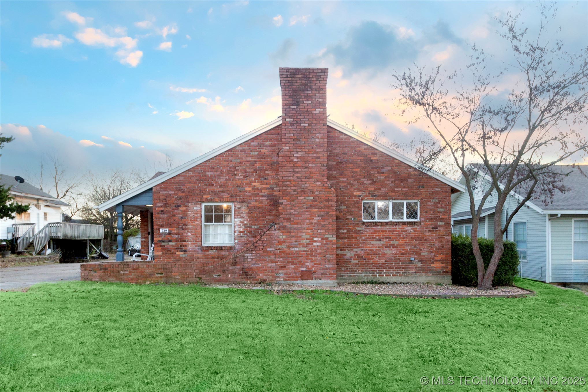 520 E Peoria Avenue Property Photo 49