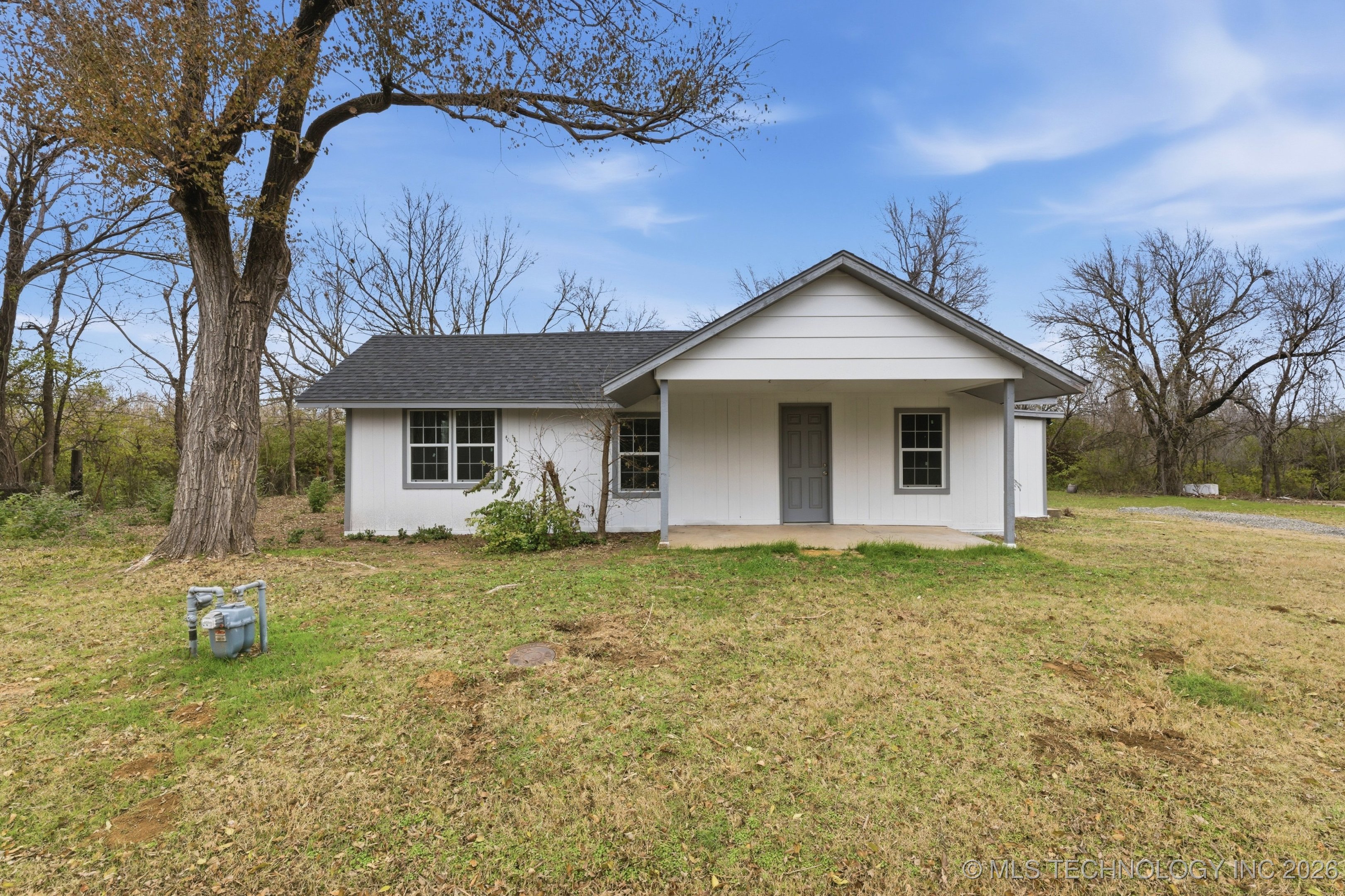 710 E Brissy Street Property Photo 1