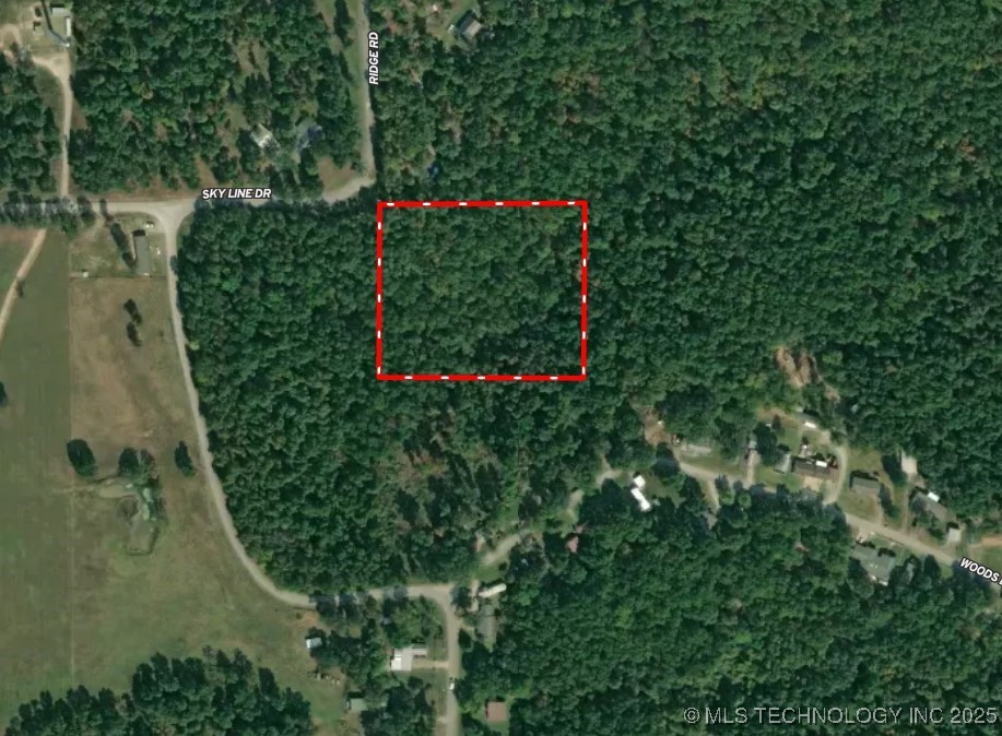 04 Skyline Drive Property Photo 3