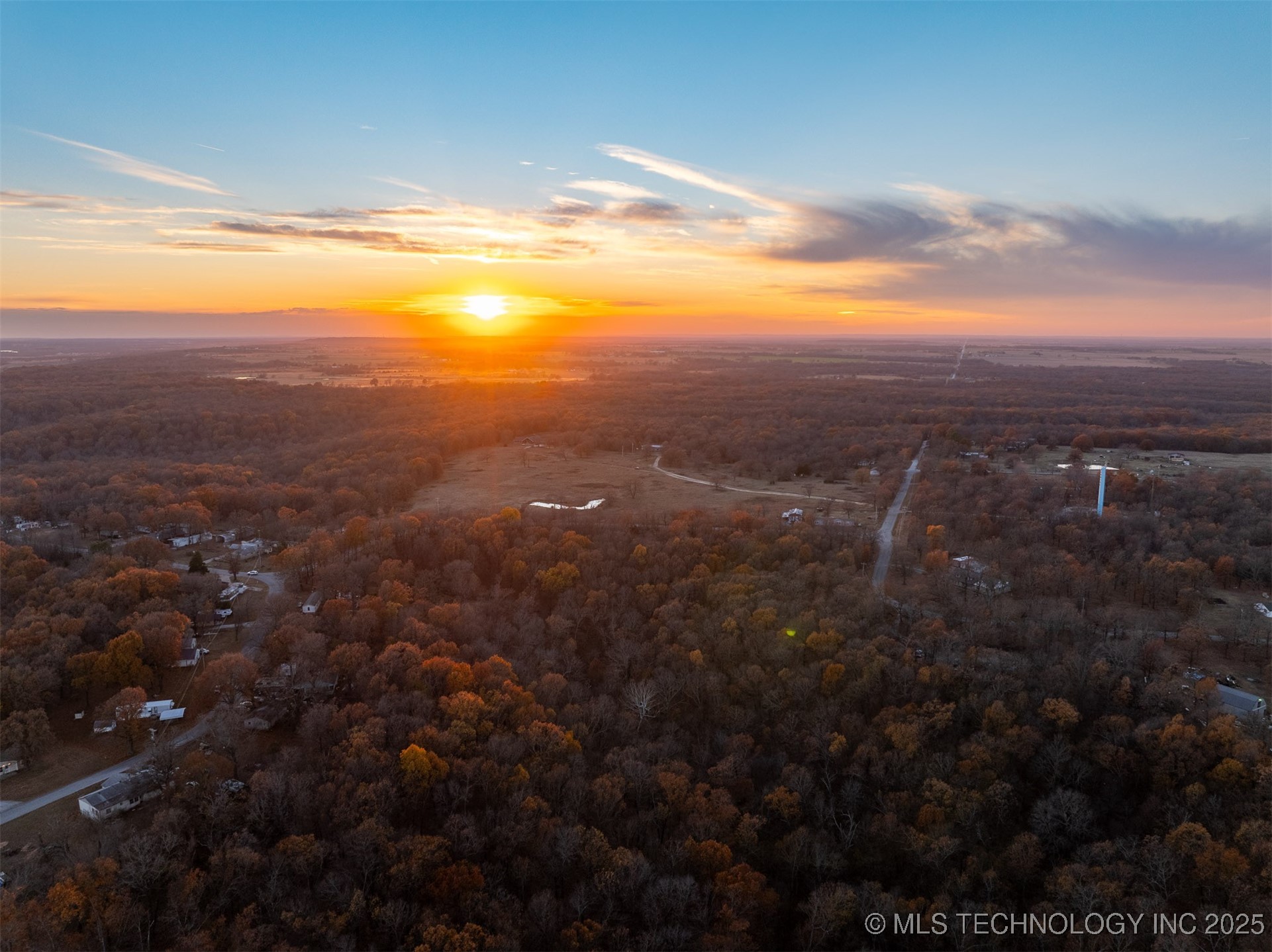 04 Skyline Drive Property Photo 11