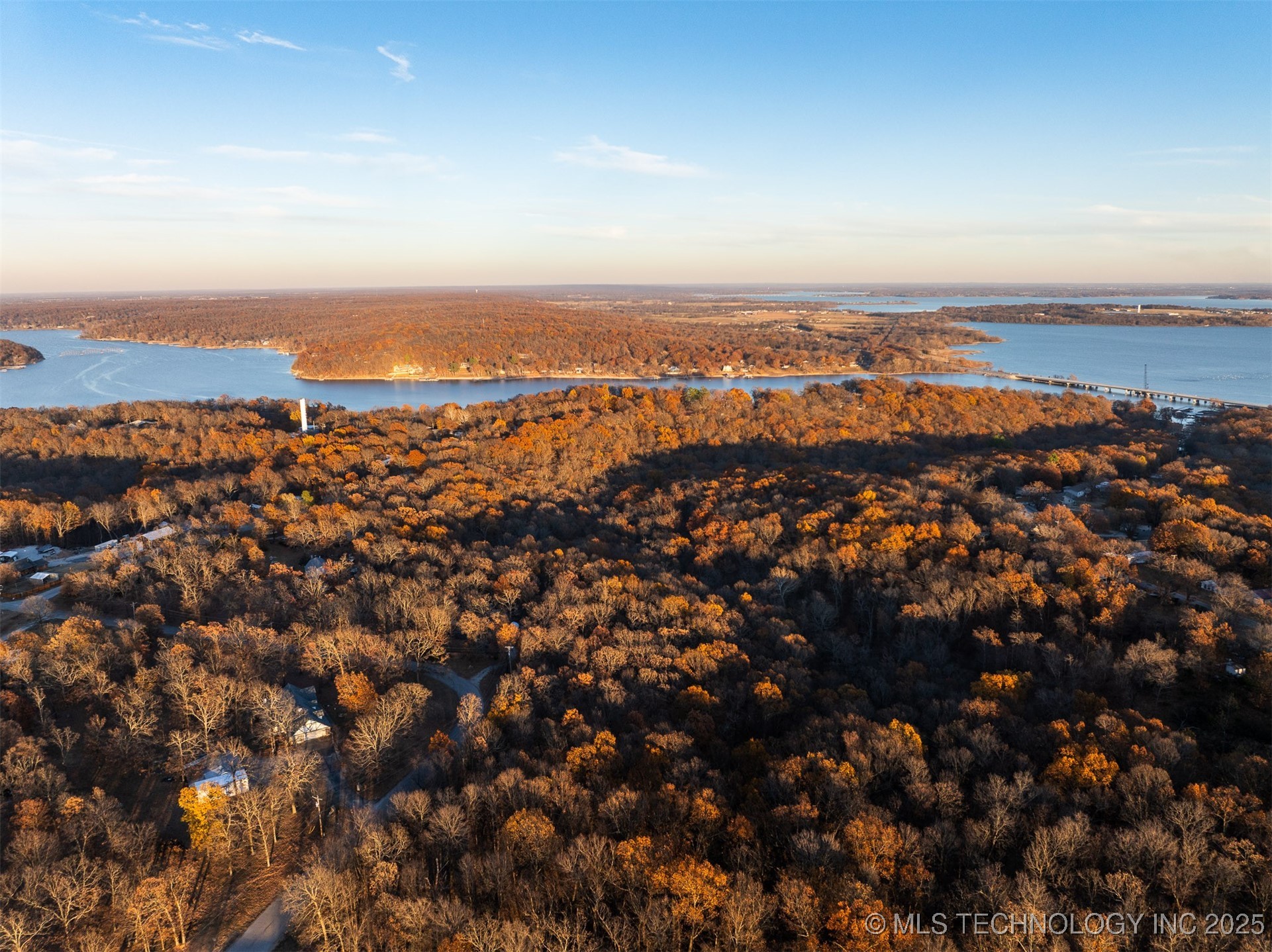 04 Skyline Drive Property Photo 16