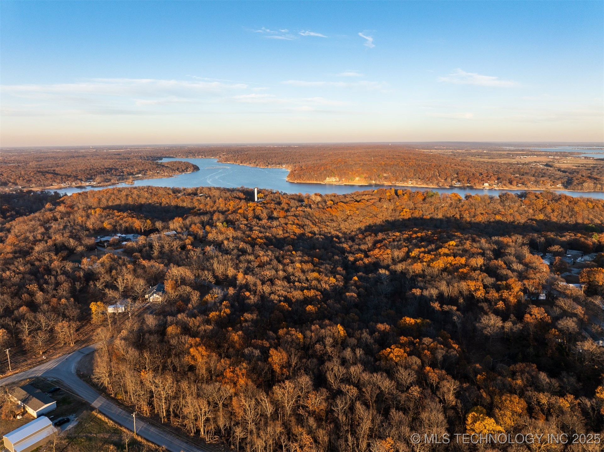 04 Skyline Drive Property Photo 17