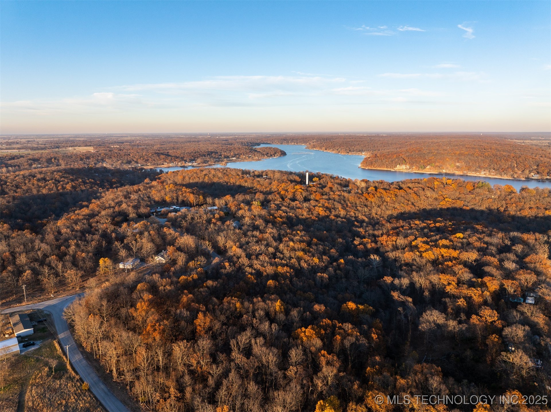 04 Skyline Drive Property Photo 19