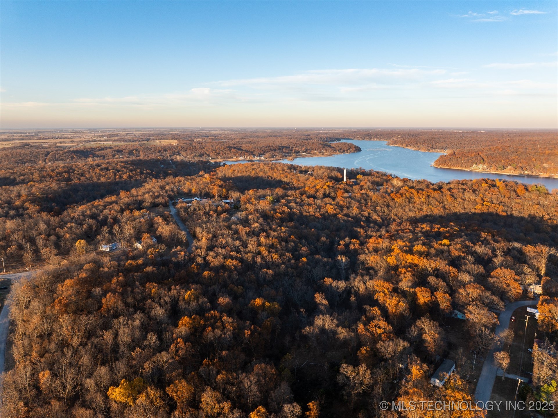 04 Skyline Drive Property Photo 20