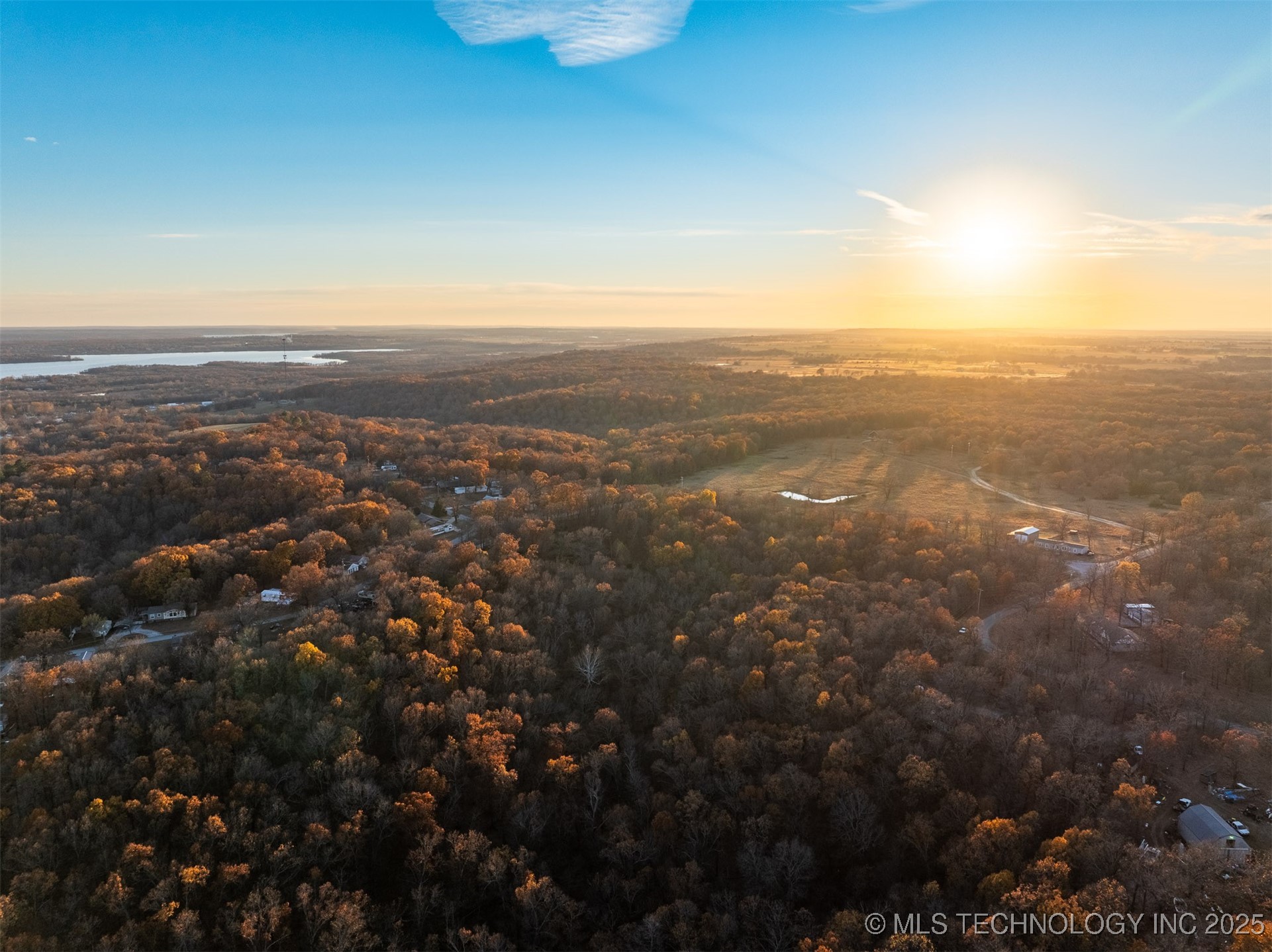 04 Skyline Drive Property Photo 27