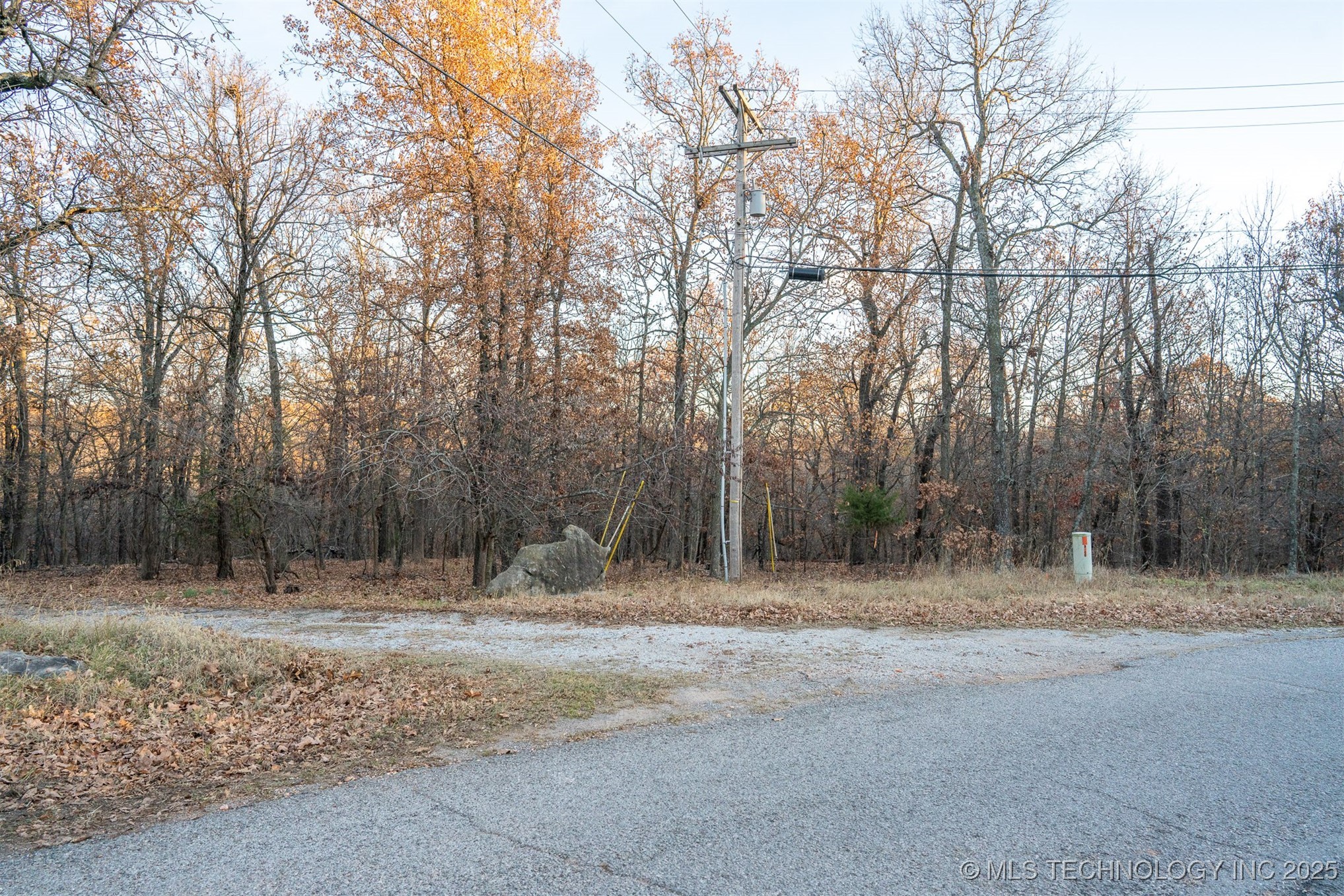 04 Skyline Drive Property Photo 43