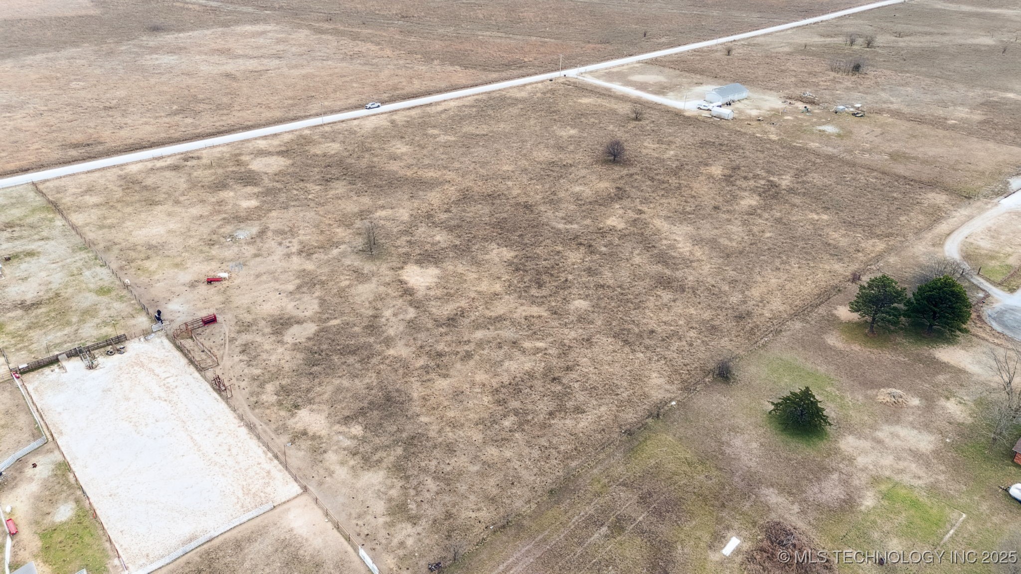 0003 S 4110 Road Property Photo 6