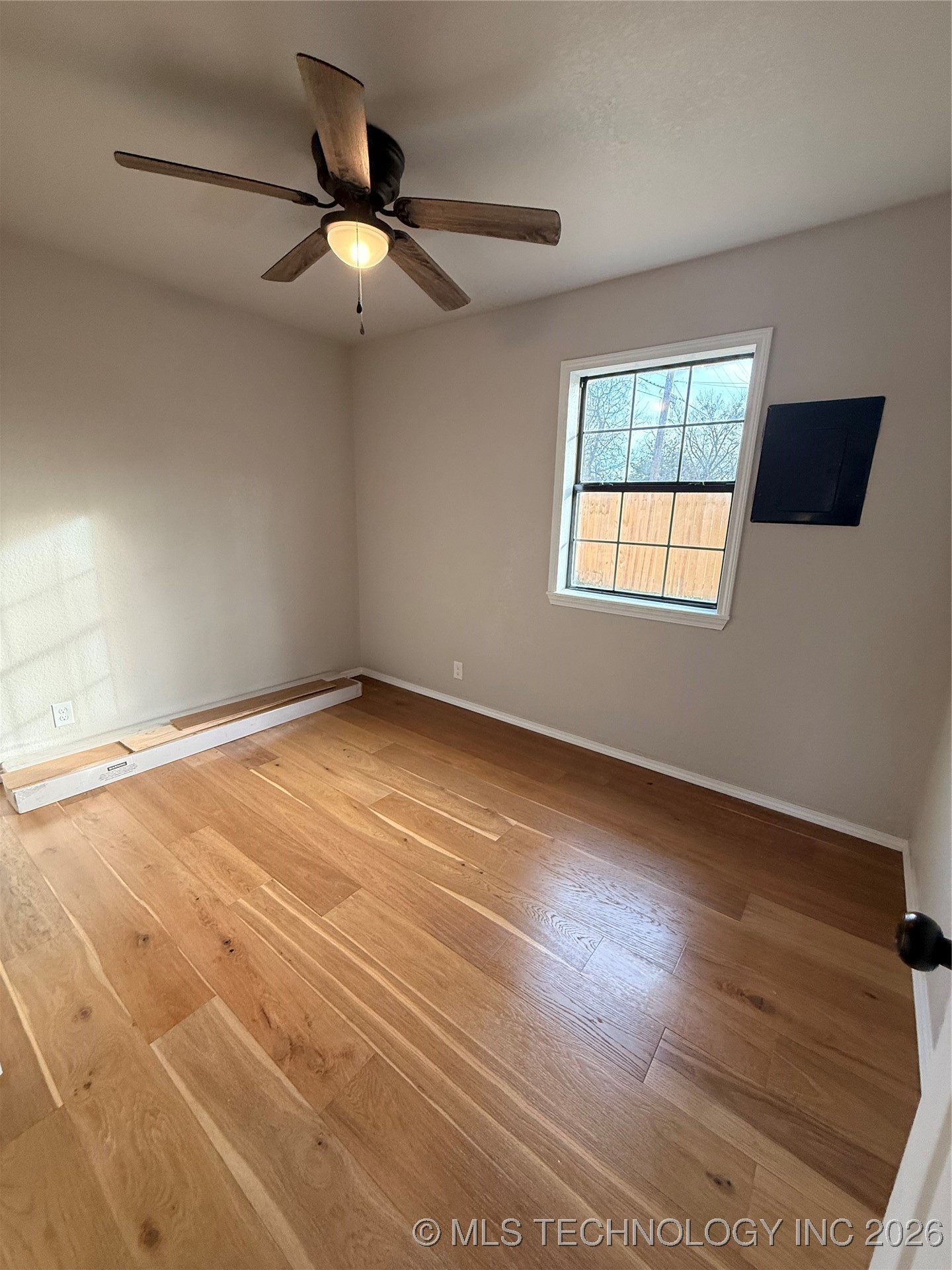 606 N Broadway Avenue Property Photo 16