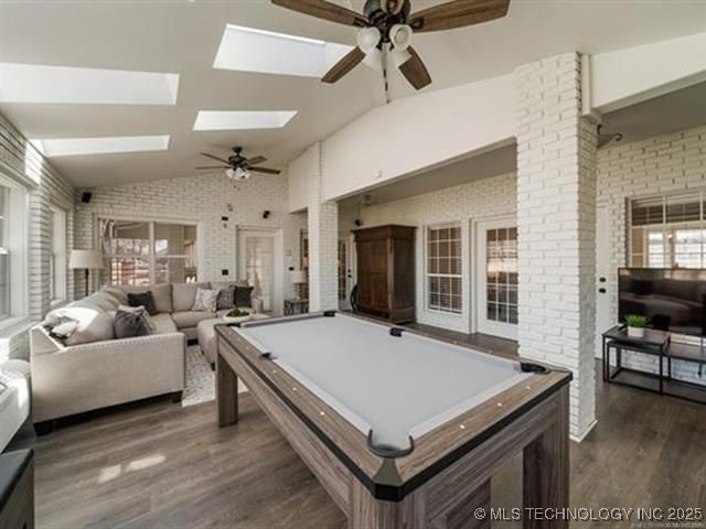 408 W Fairway Court Property Photo 16