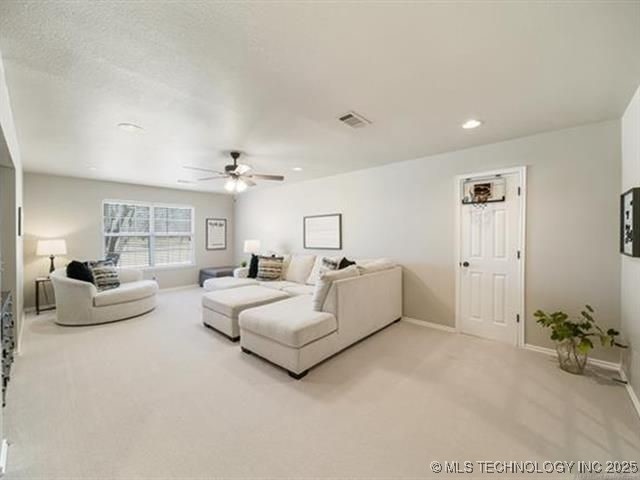 408 W Fairway Court Property Photo 30