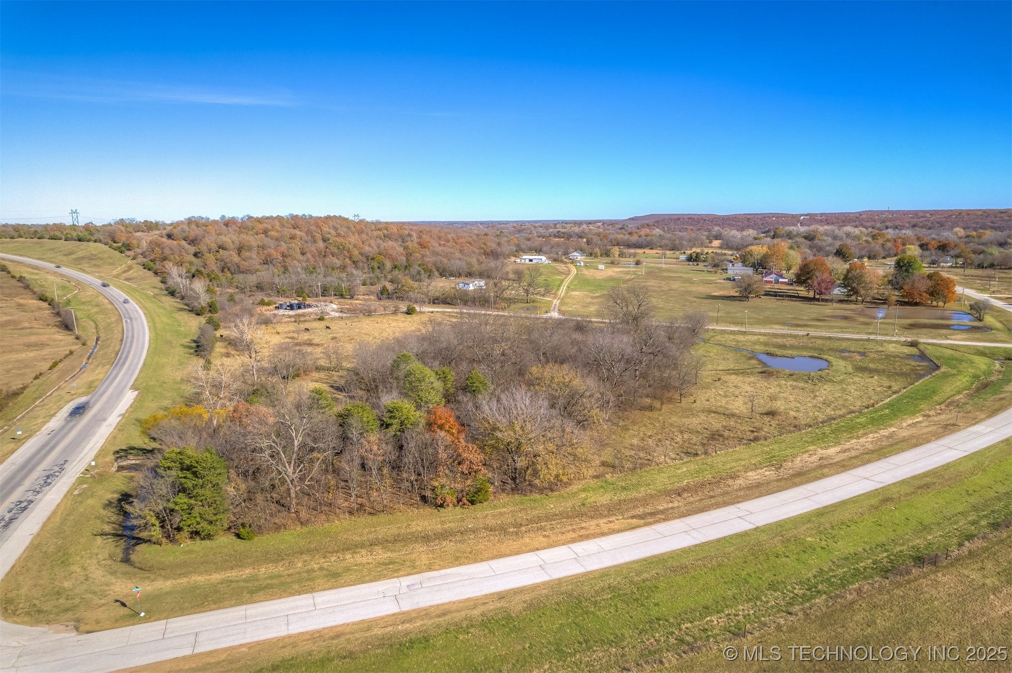 Rock School Road Property Photo 2