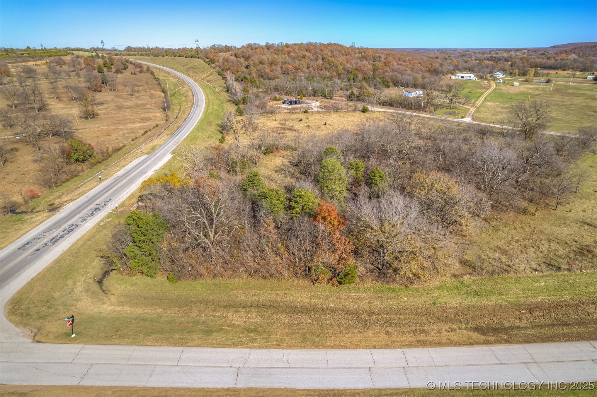 Rock School Road Property Photo 9