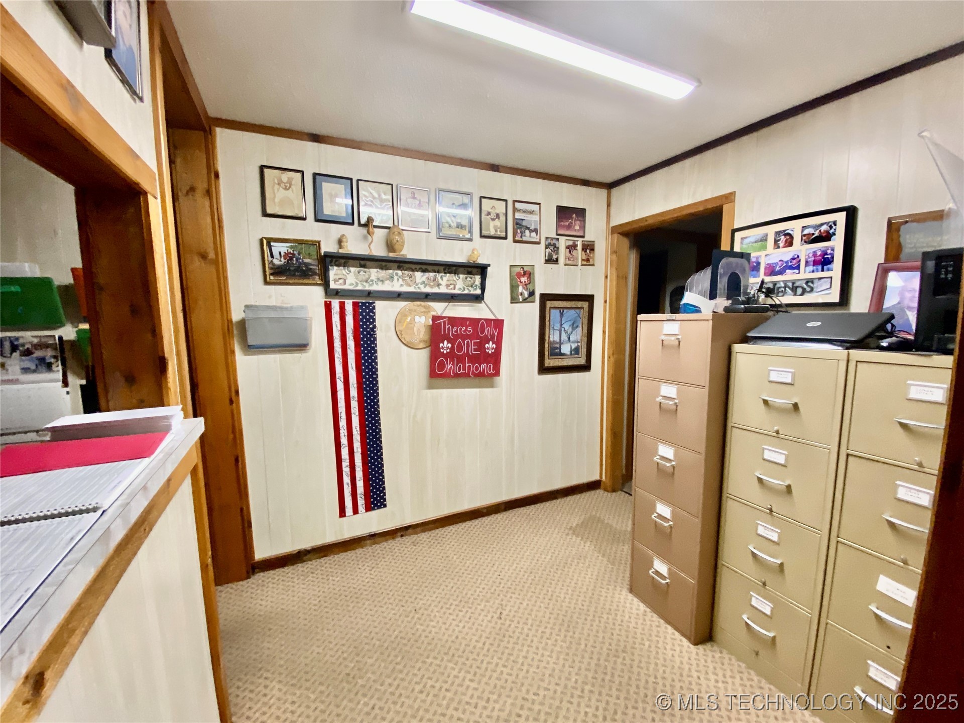 245 S Main Property Photo 7