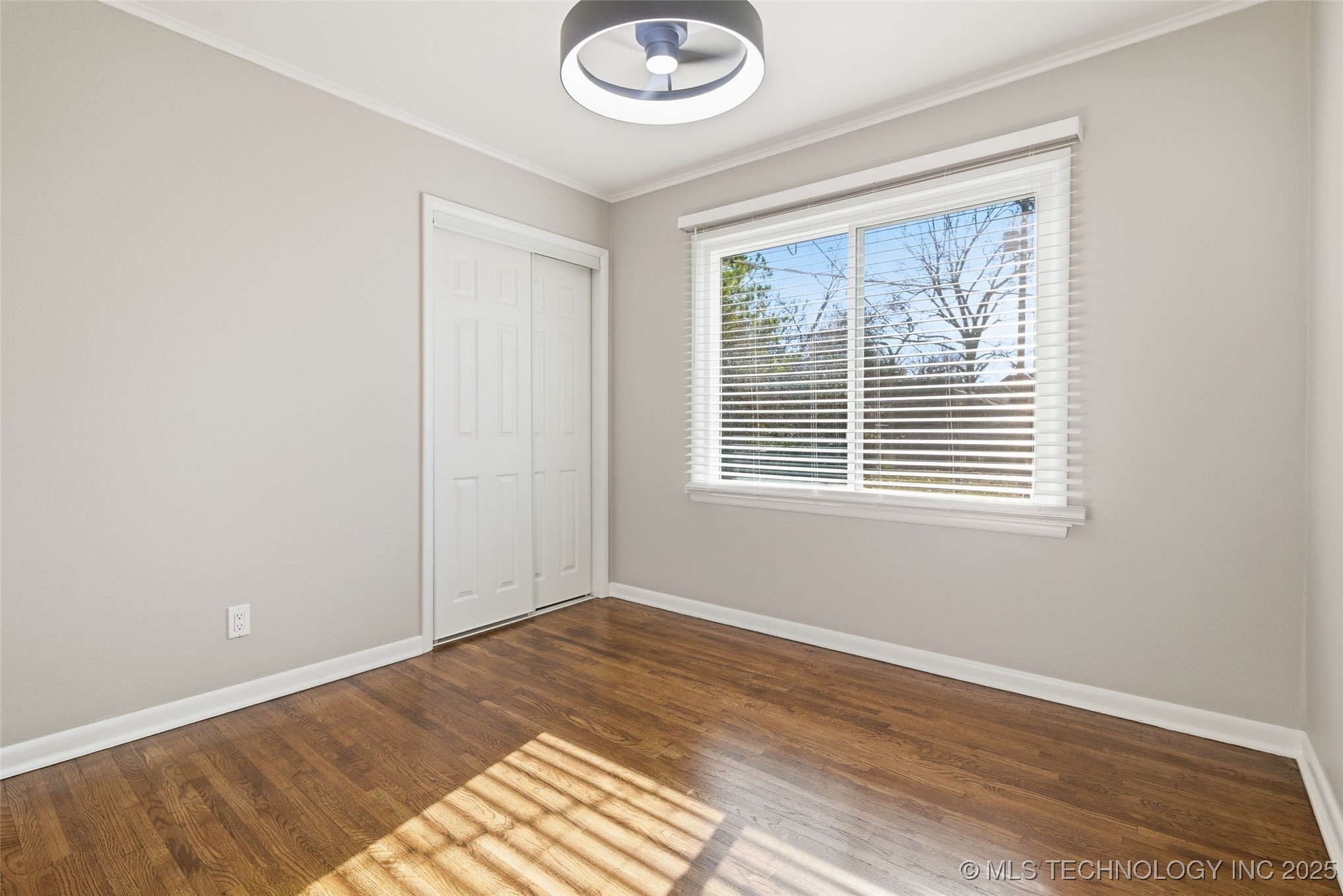 1014 E 38th Street Property Photo 19