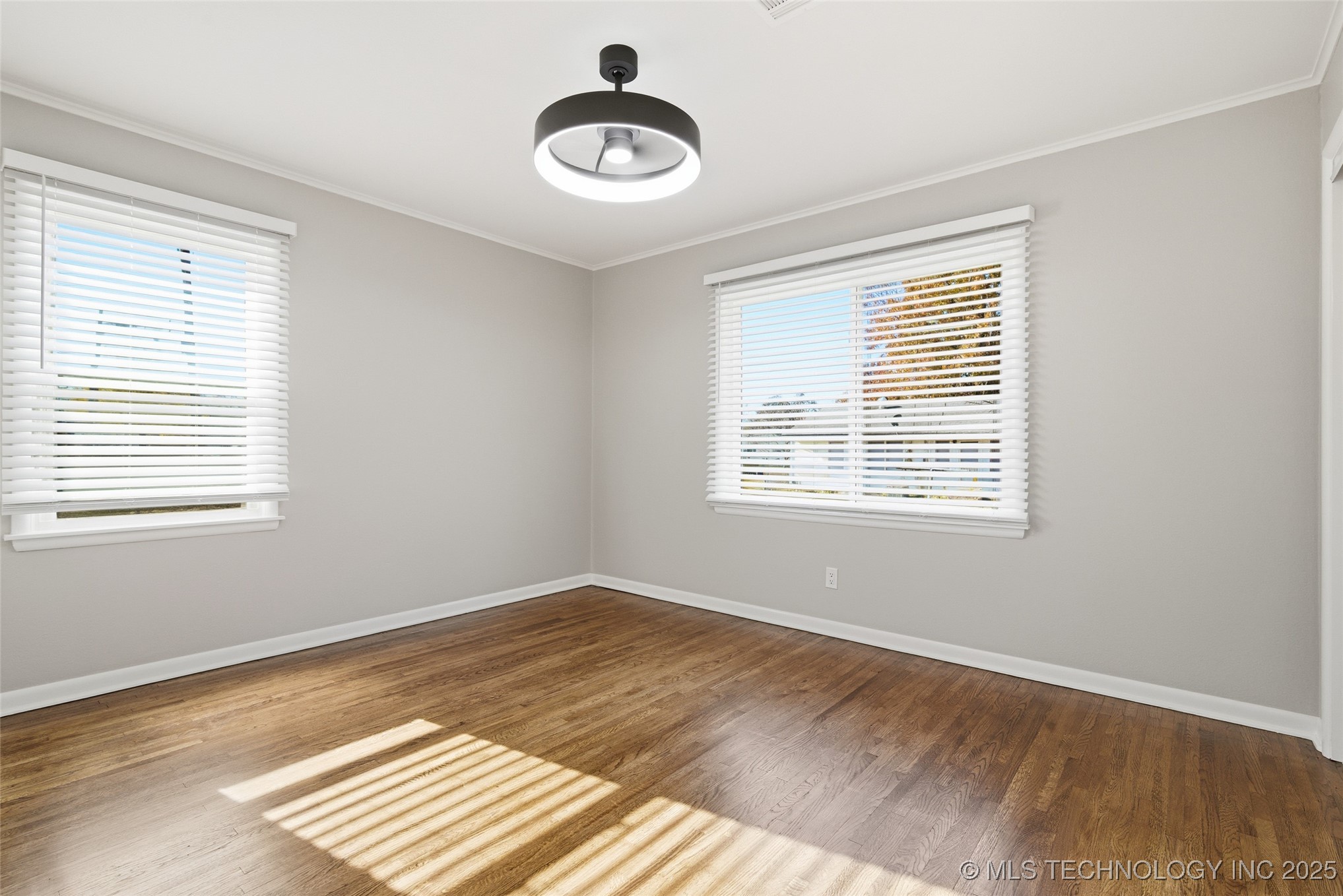 1014 E 38th Street Property Photo 22