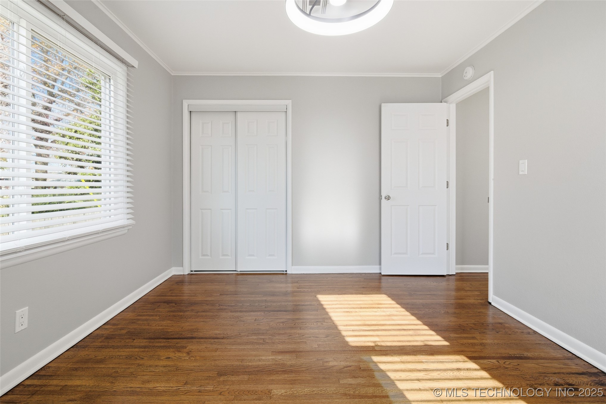 1014 E 38th Street Property Photo 23