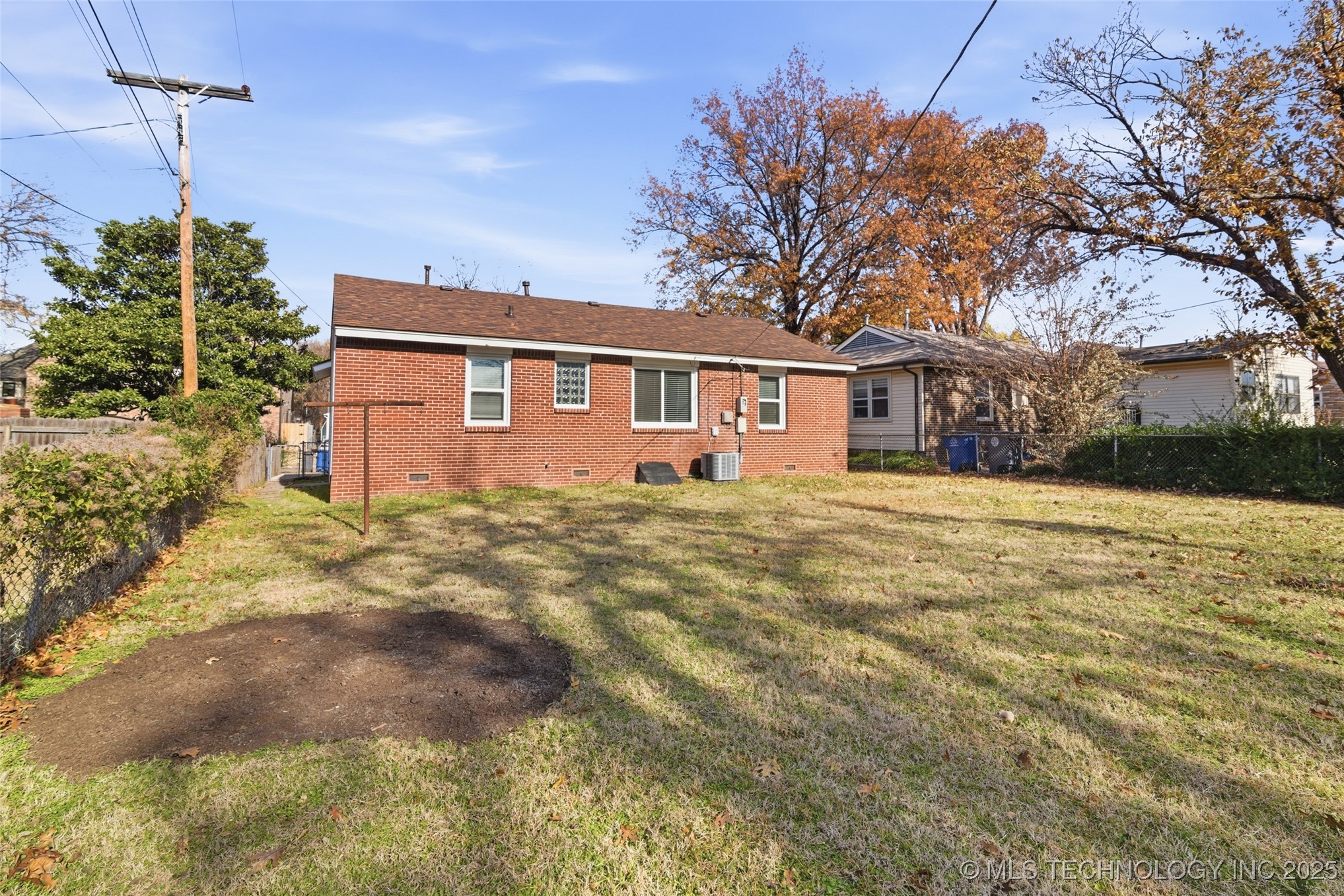 1014 E 38th Street Property Photo 27