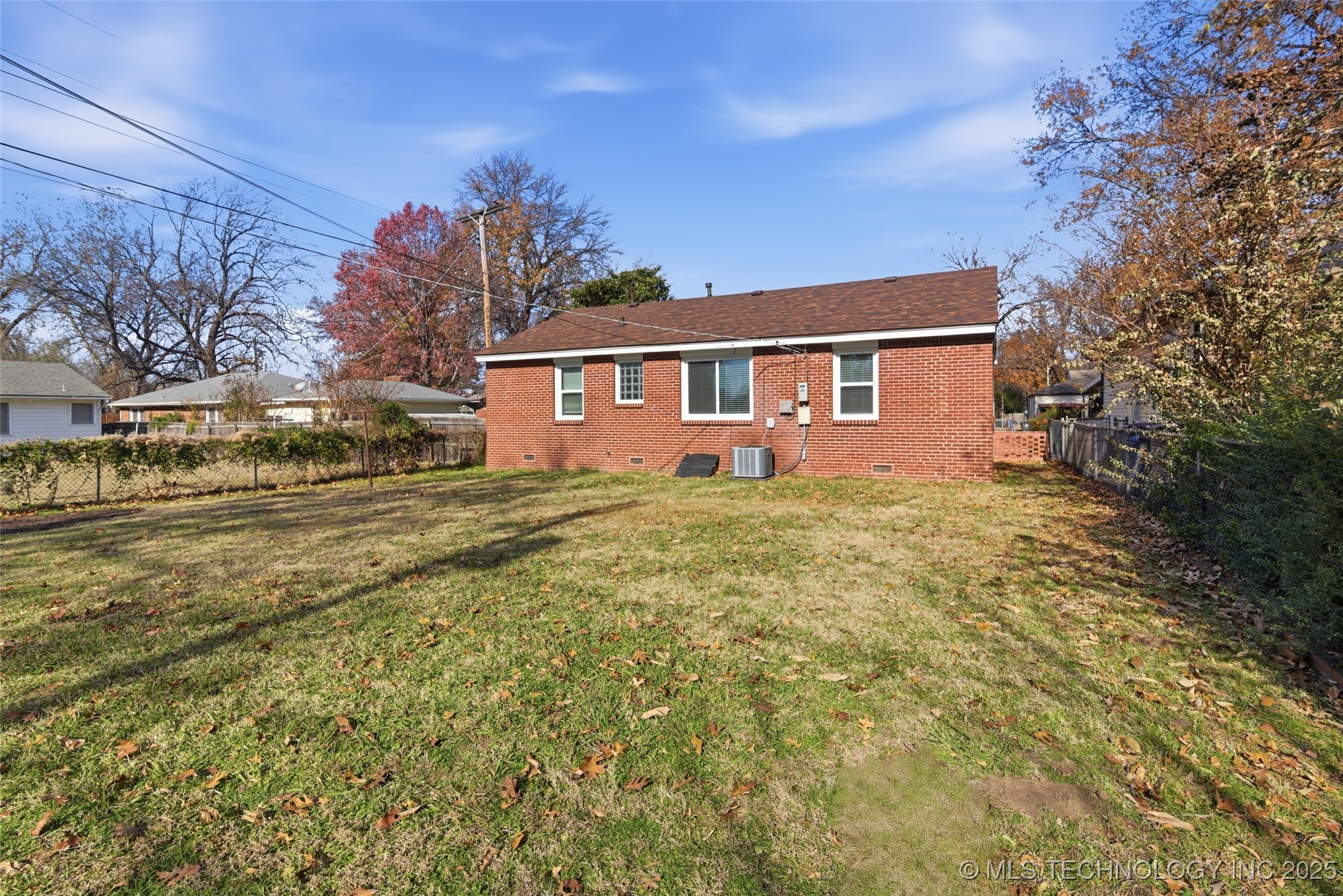 1014 E 38th Street Property Photo 28